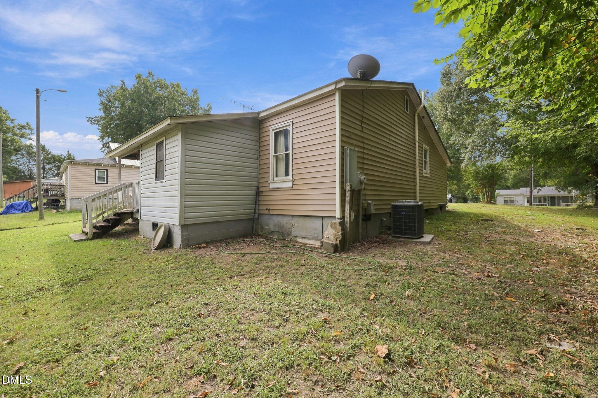 2243 Durham Street Extension Property Photo 8
