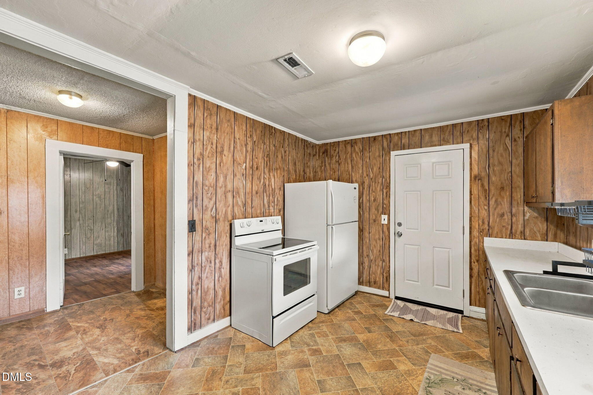 2243 Durham Street Extension Property Photo 22