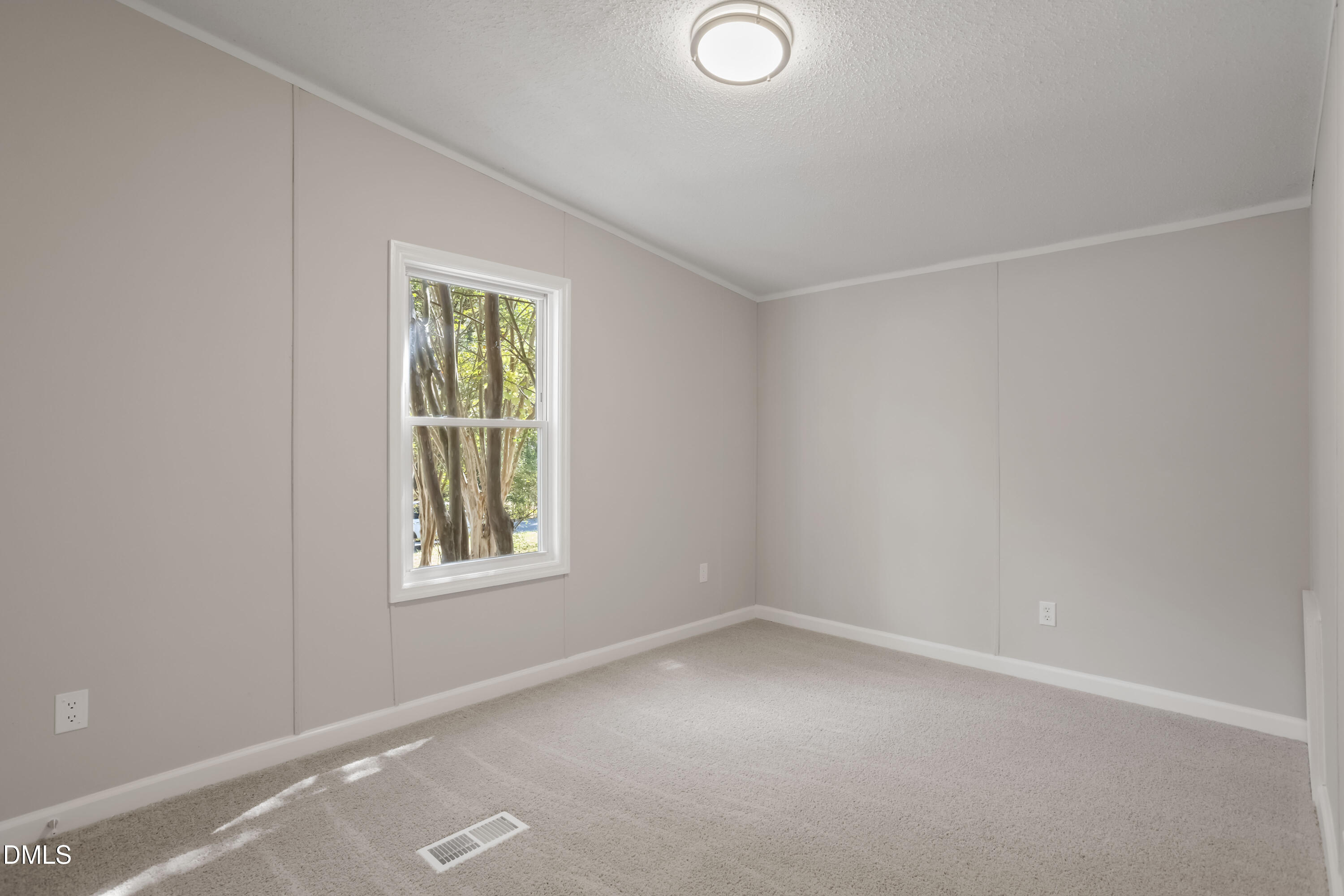 131 Blalock Street Property Photo 15