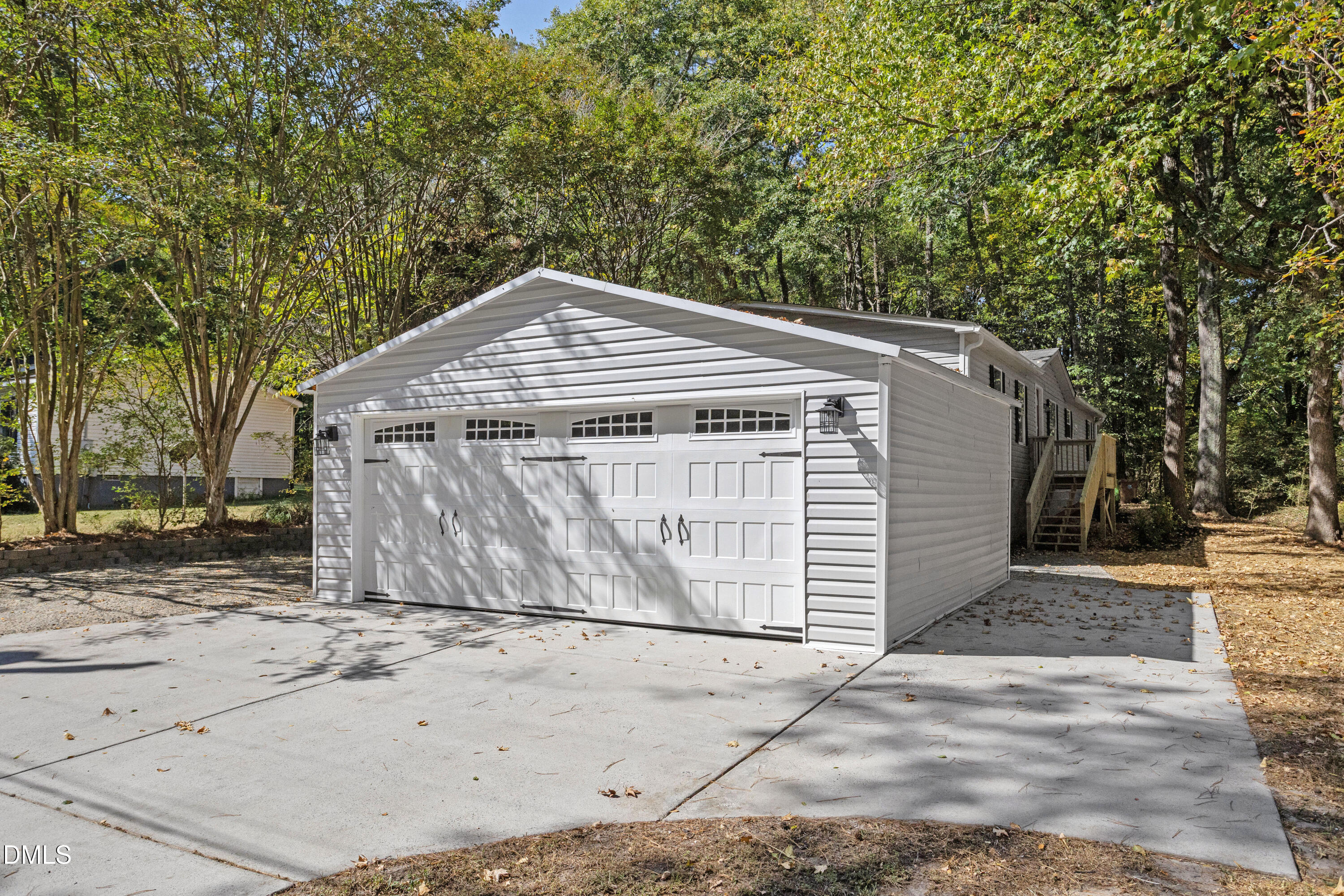 131 Blalock Street Property Photo 23