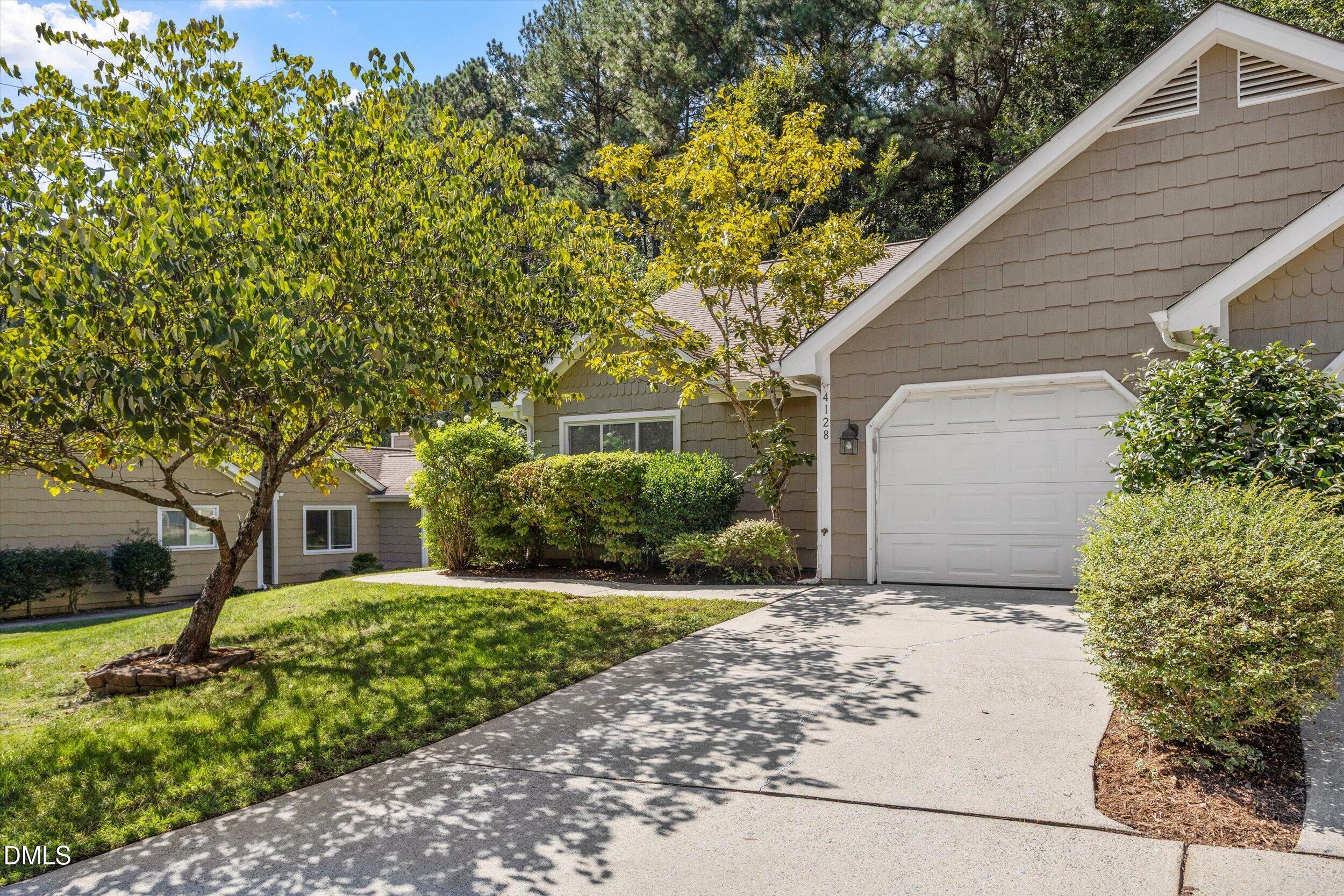 4128 Pin Oak Drive Property Photo 3