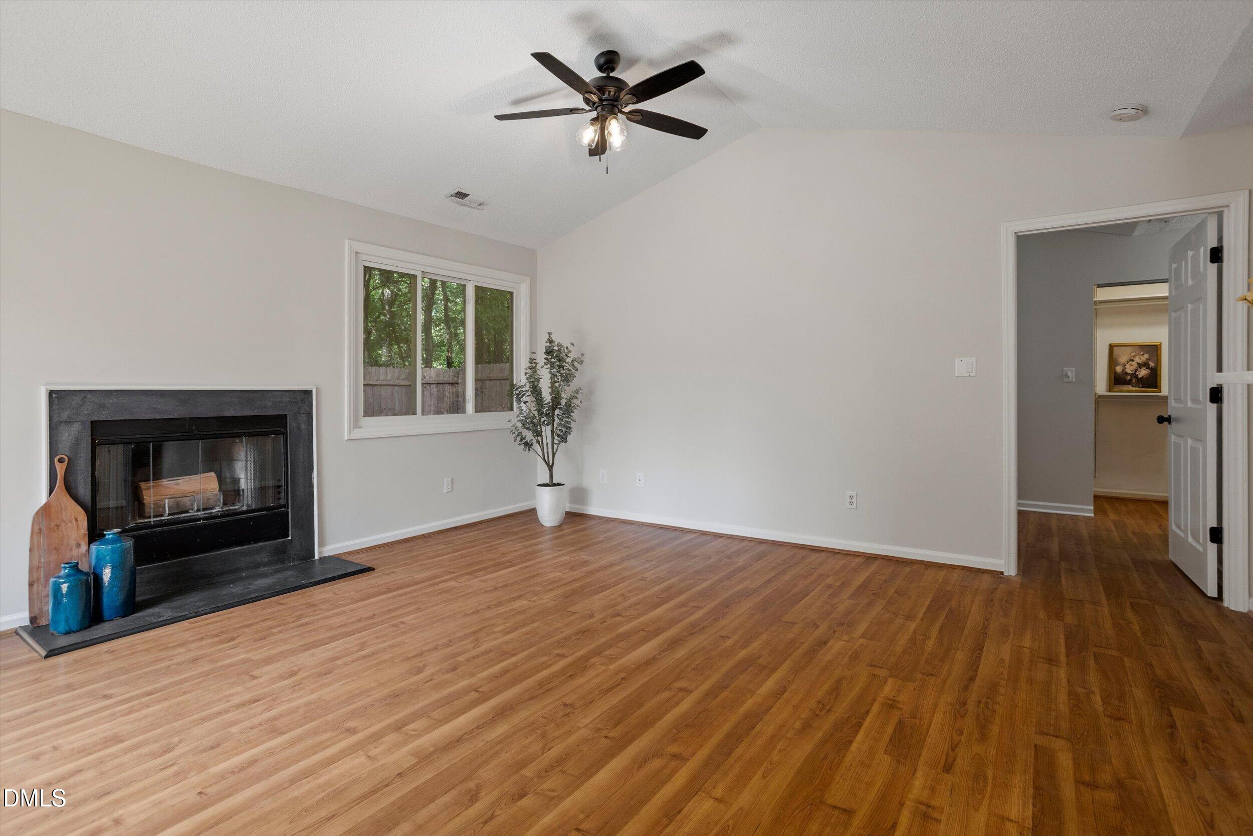 4128 Pin Oak Drive Property Photo 5