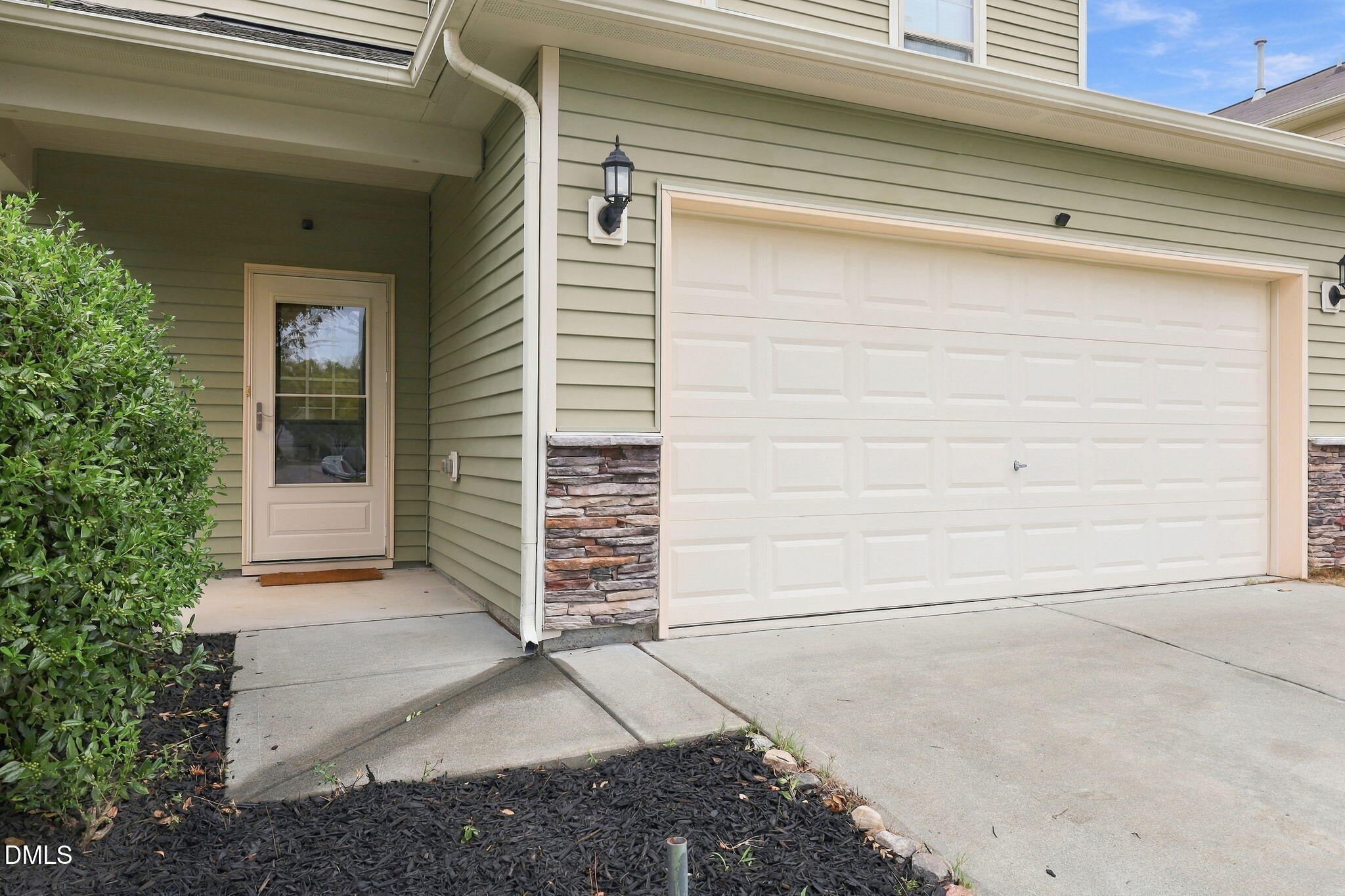 3665 Althorp Drive Property Photo 3