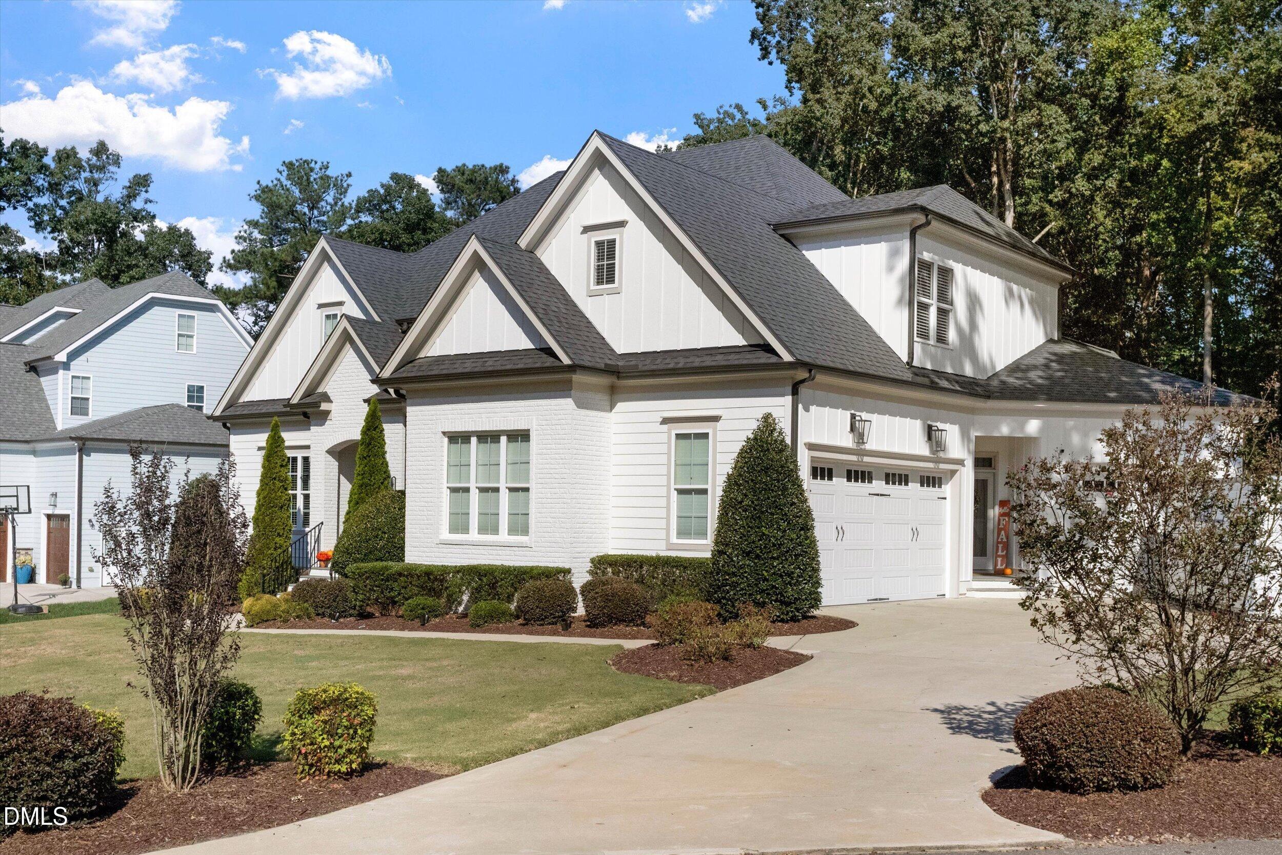 2025 Pleasant Forest Way Property Photo 3