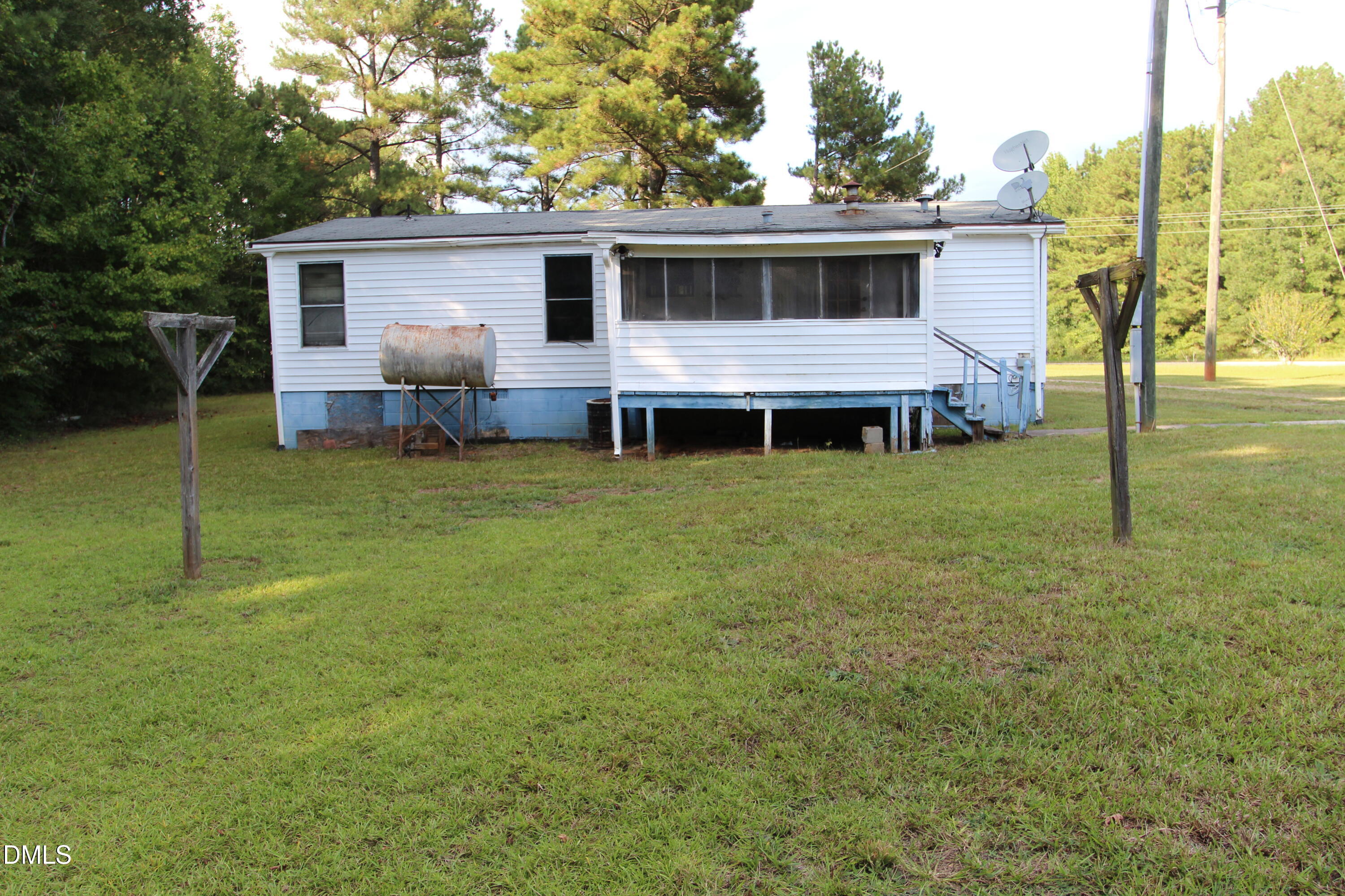 664 Lickskillet Road Property Photo 8