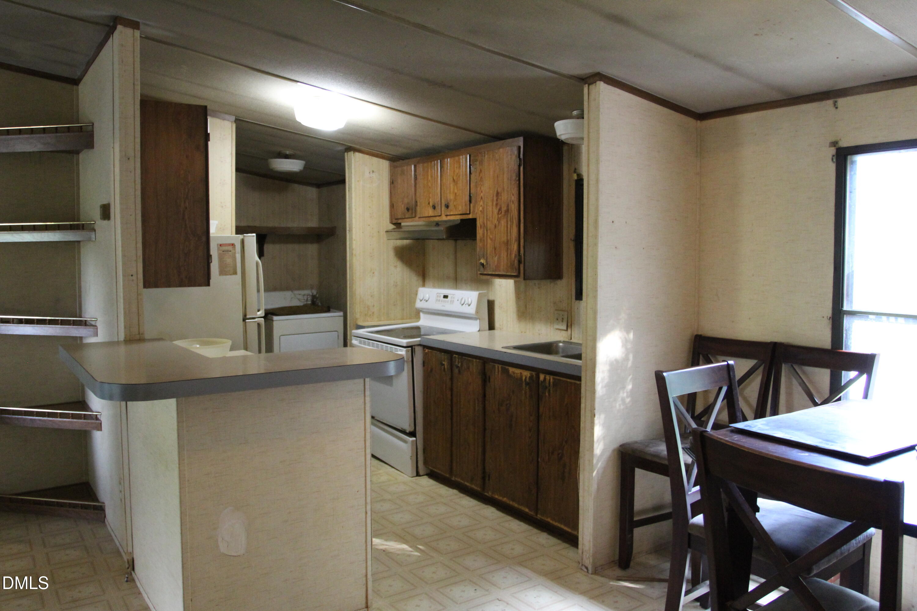 664 Lickskillet Road Property Photo 12