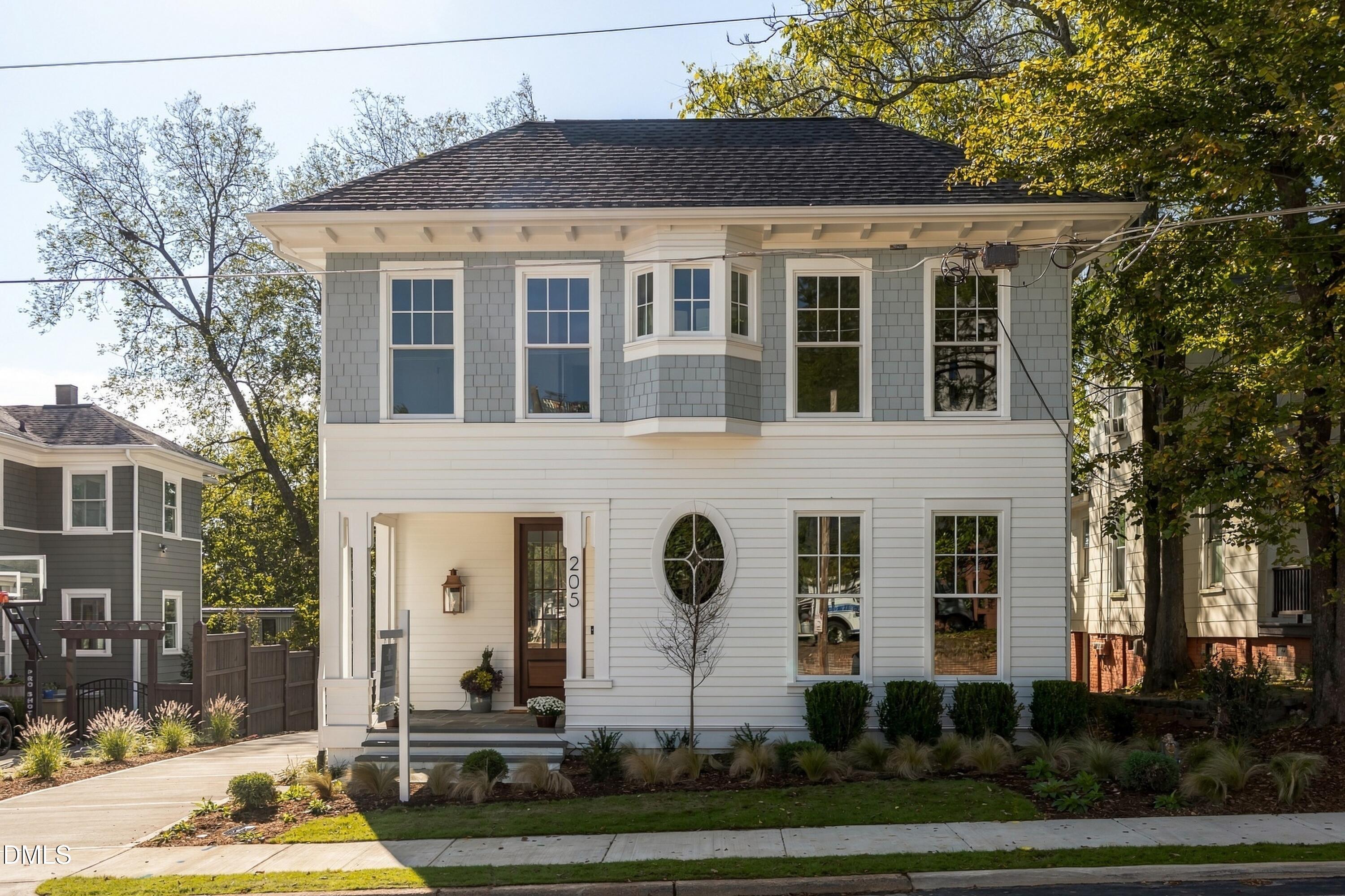 205 Park Avenue Property Photo 1