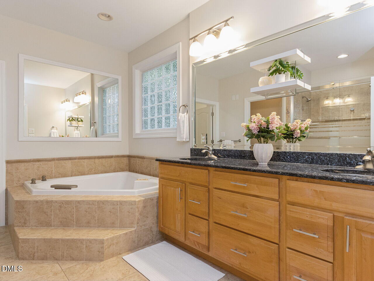 8208 Last Oak Court Property Photo 27