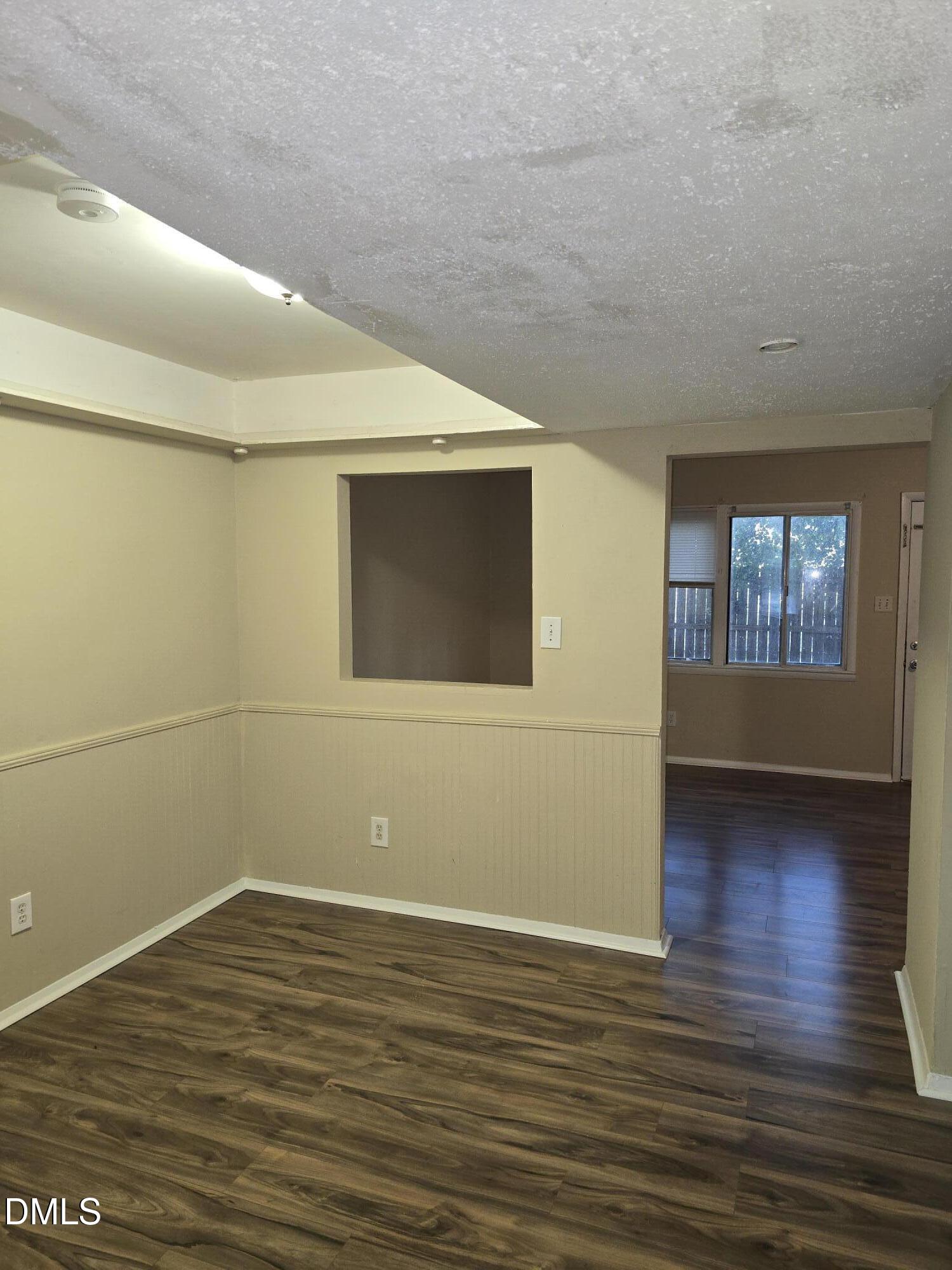 1419 Foxwood Drive Property Photo 6