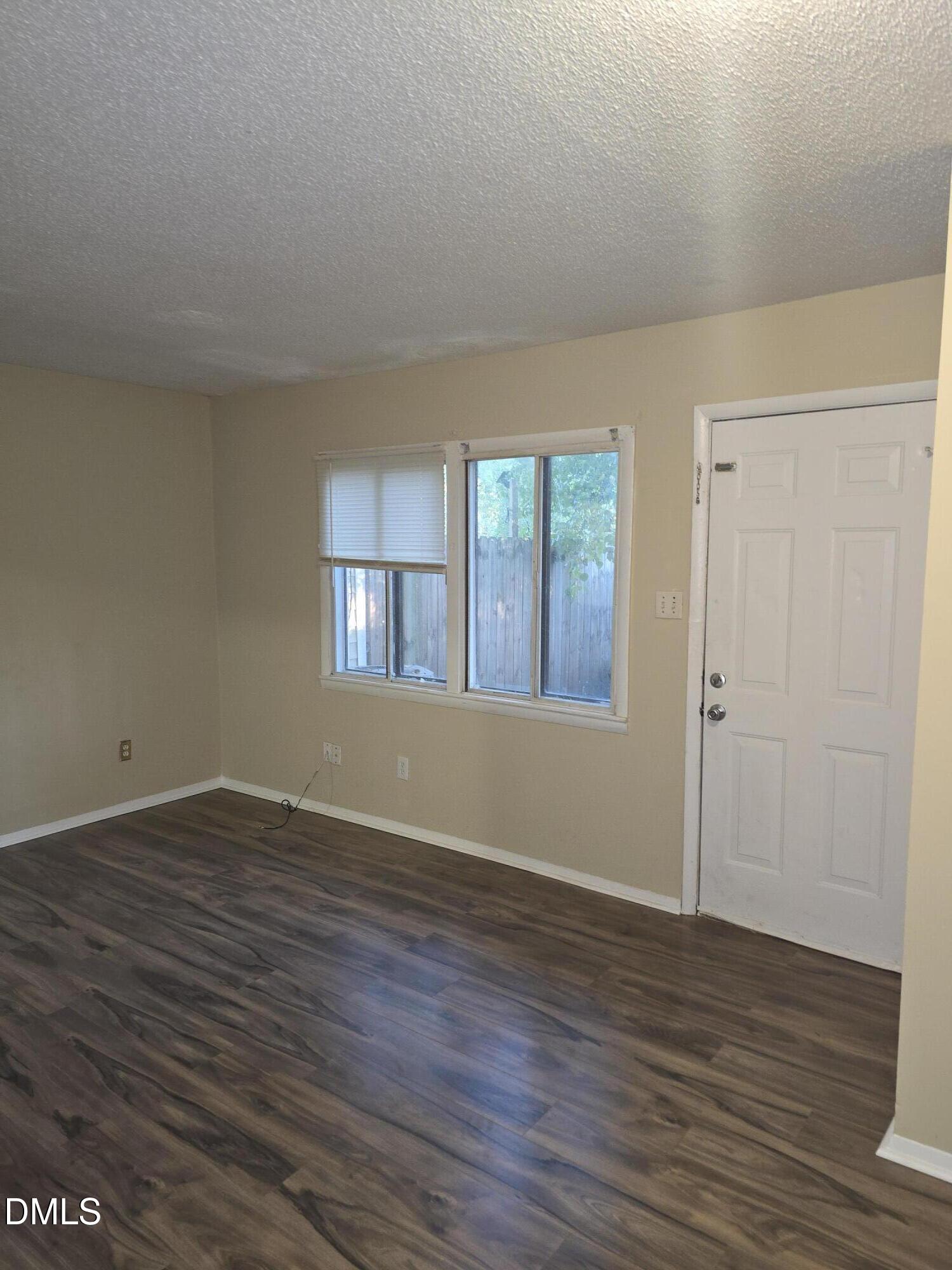 1419 Foxwood Drive Property Photo 9