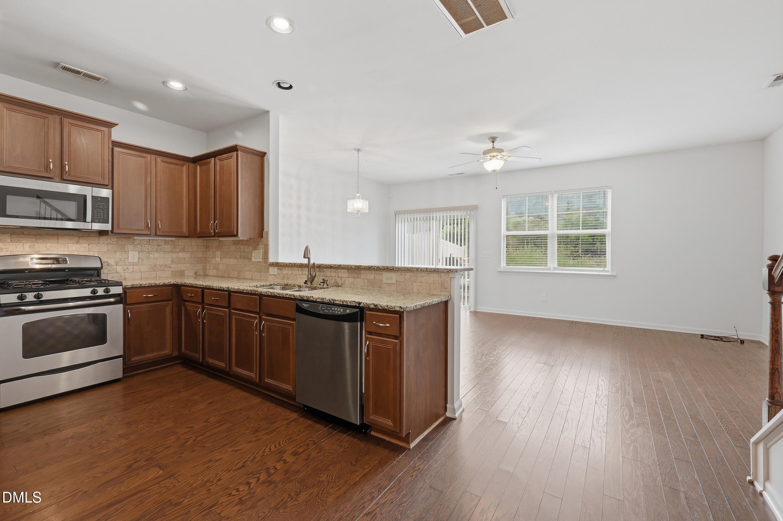 352 Westgrove Court Property Photo 8
