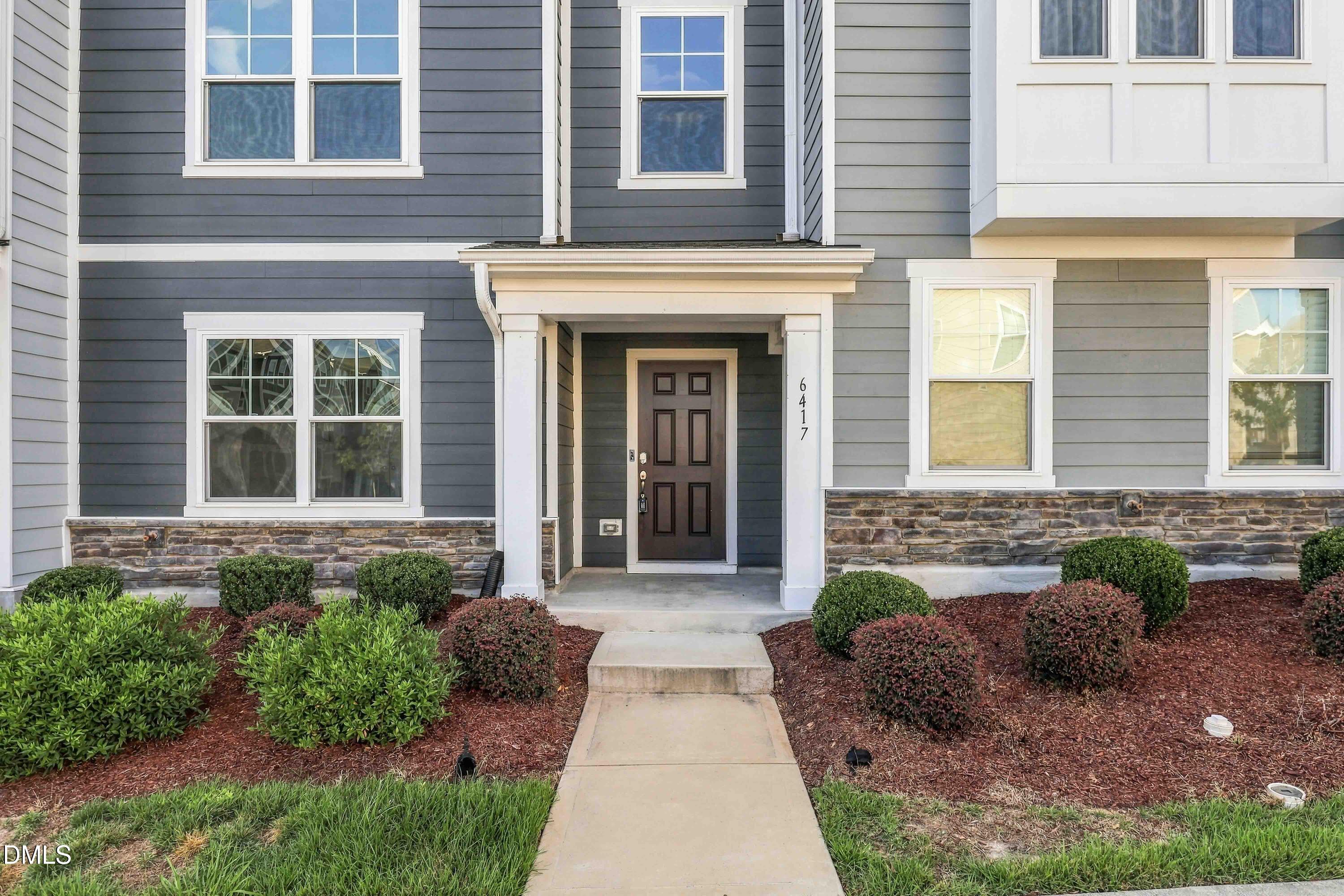 6417 Mentor Place Property Photo 4