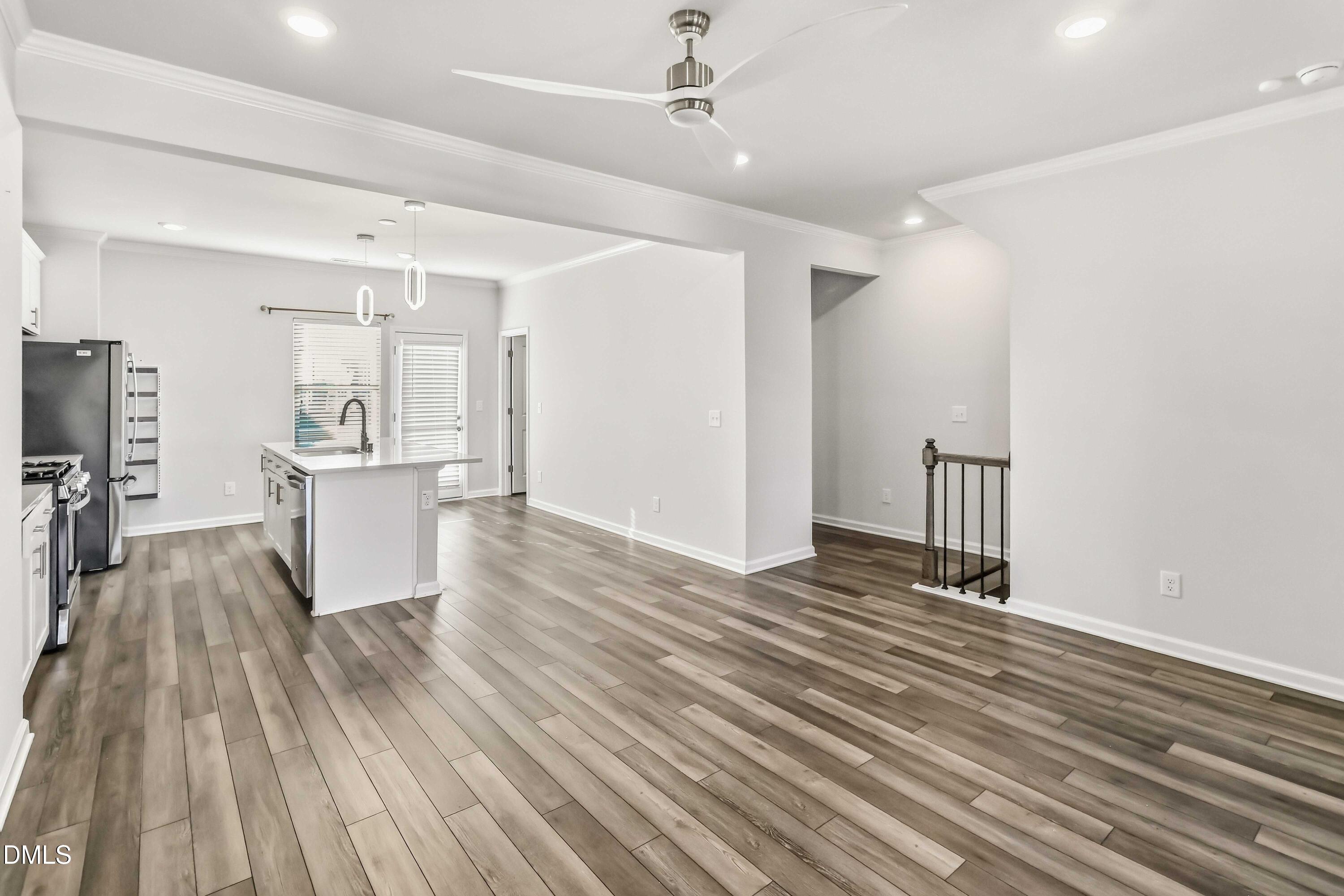 6417 Mentor Place Property Photo 5