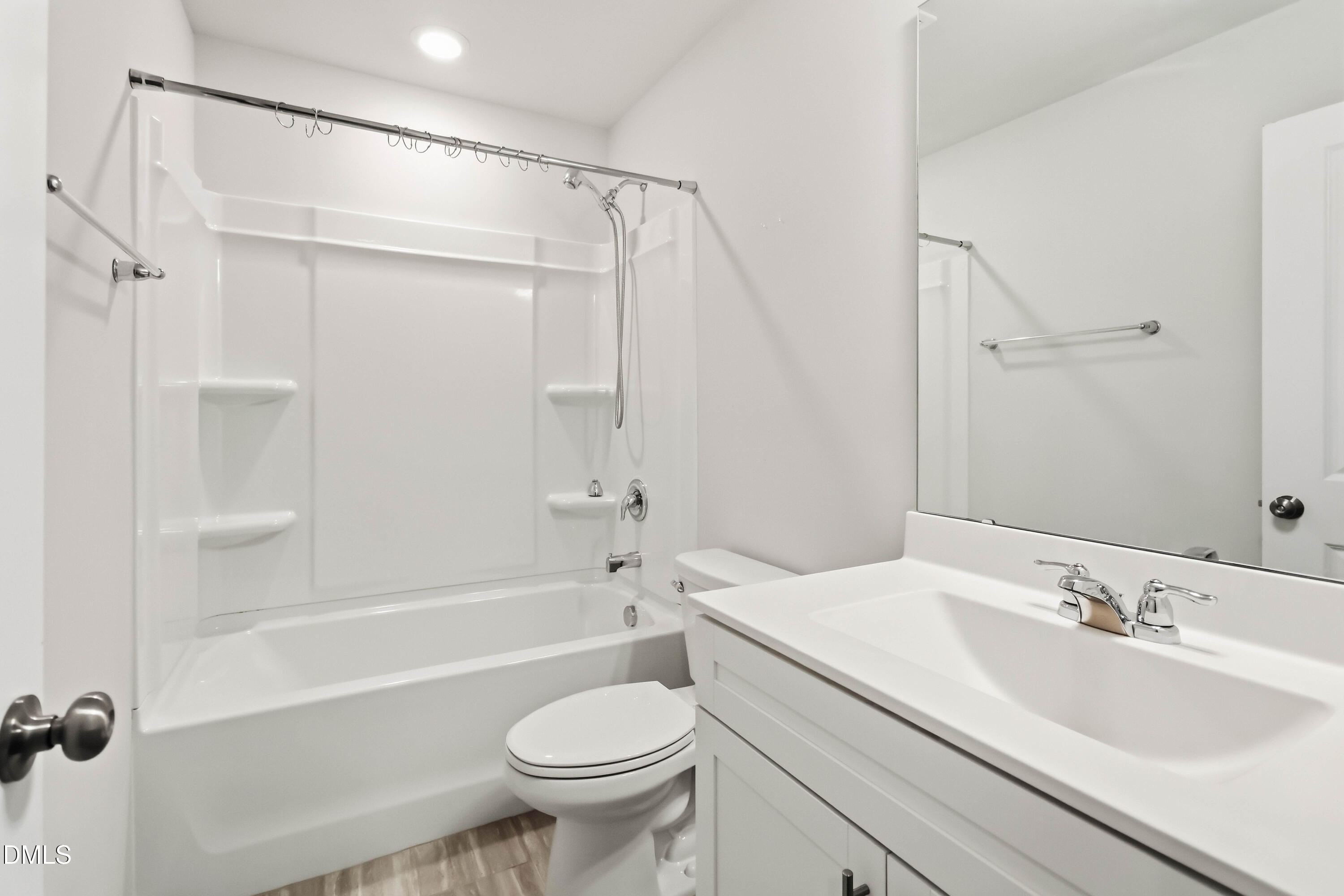 6417 Mentor Place Property Photo 16