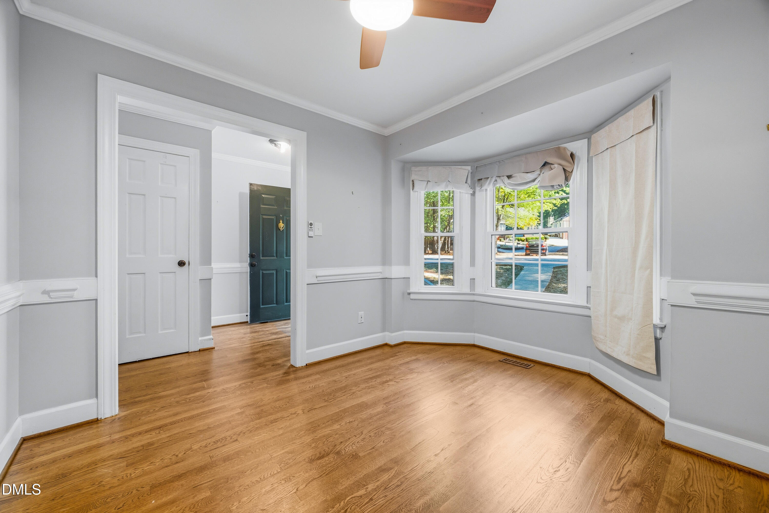 115 Hedgerow Court Property Photo 6