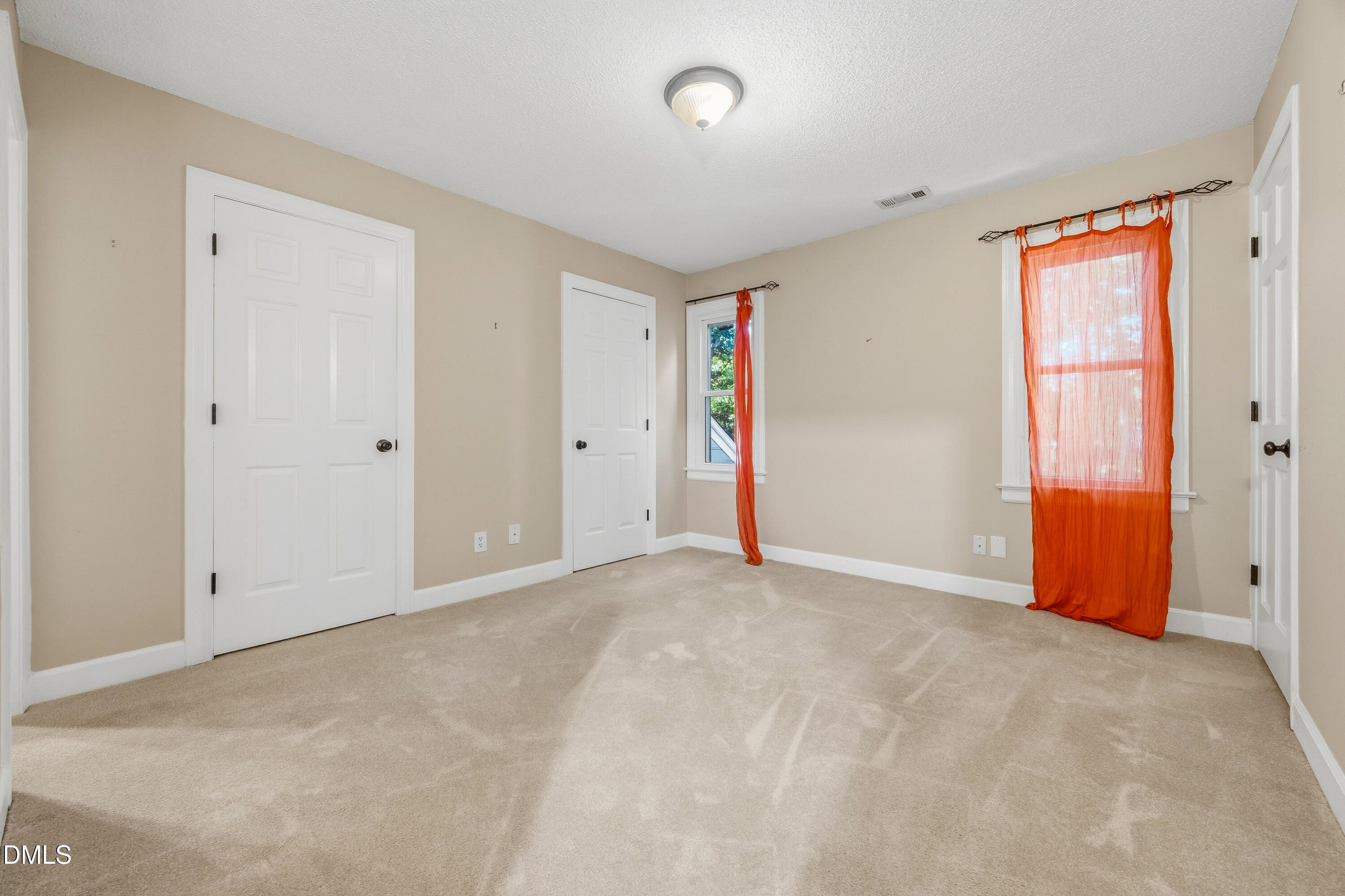 115 Hedgerow Court Property Photo 20