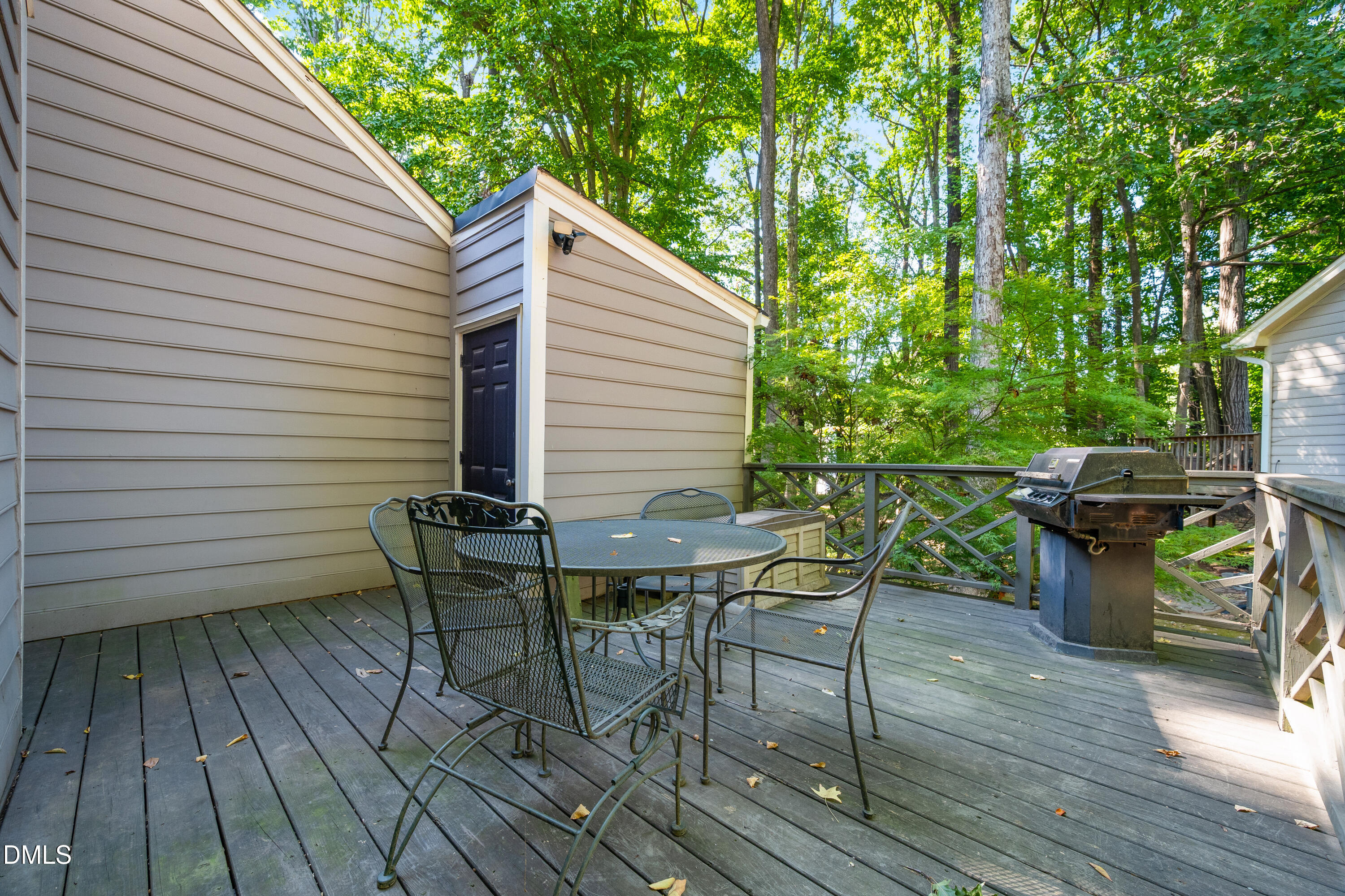 115 Hedgerow Court Property Photo 28