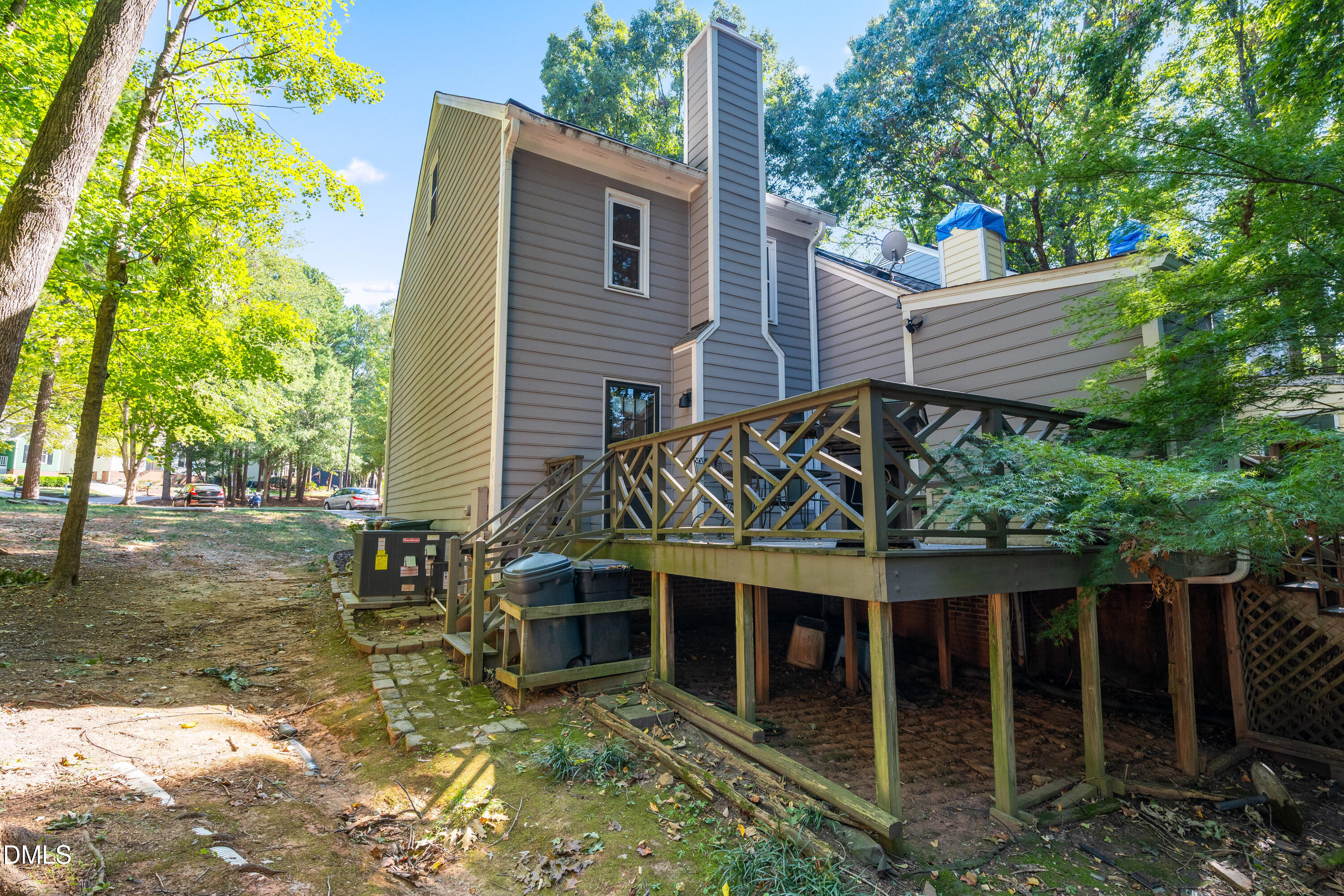 115 Hedgerow Court Property Photo 30
