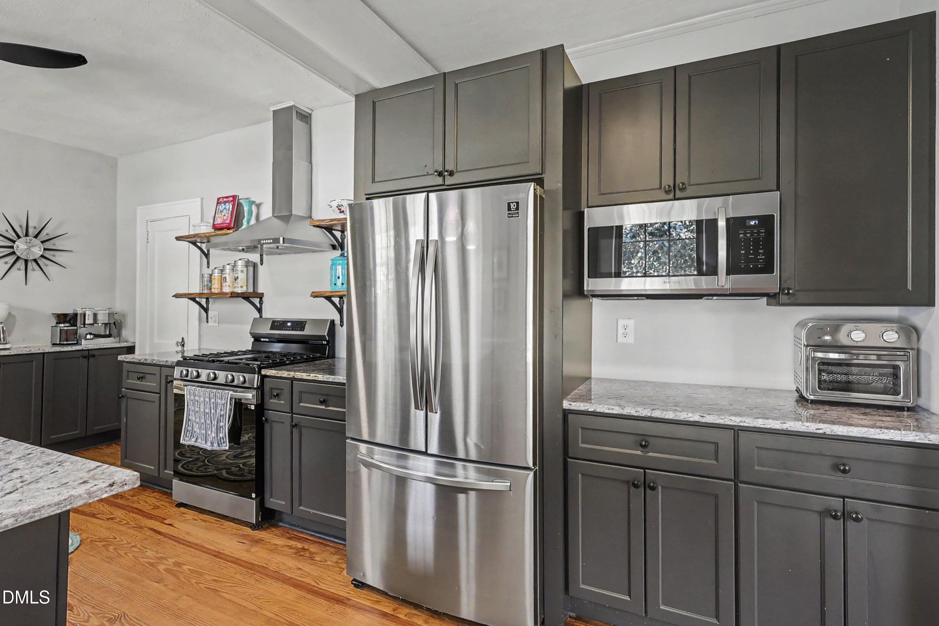 305 S Walnut Street Property Photo 12