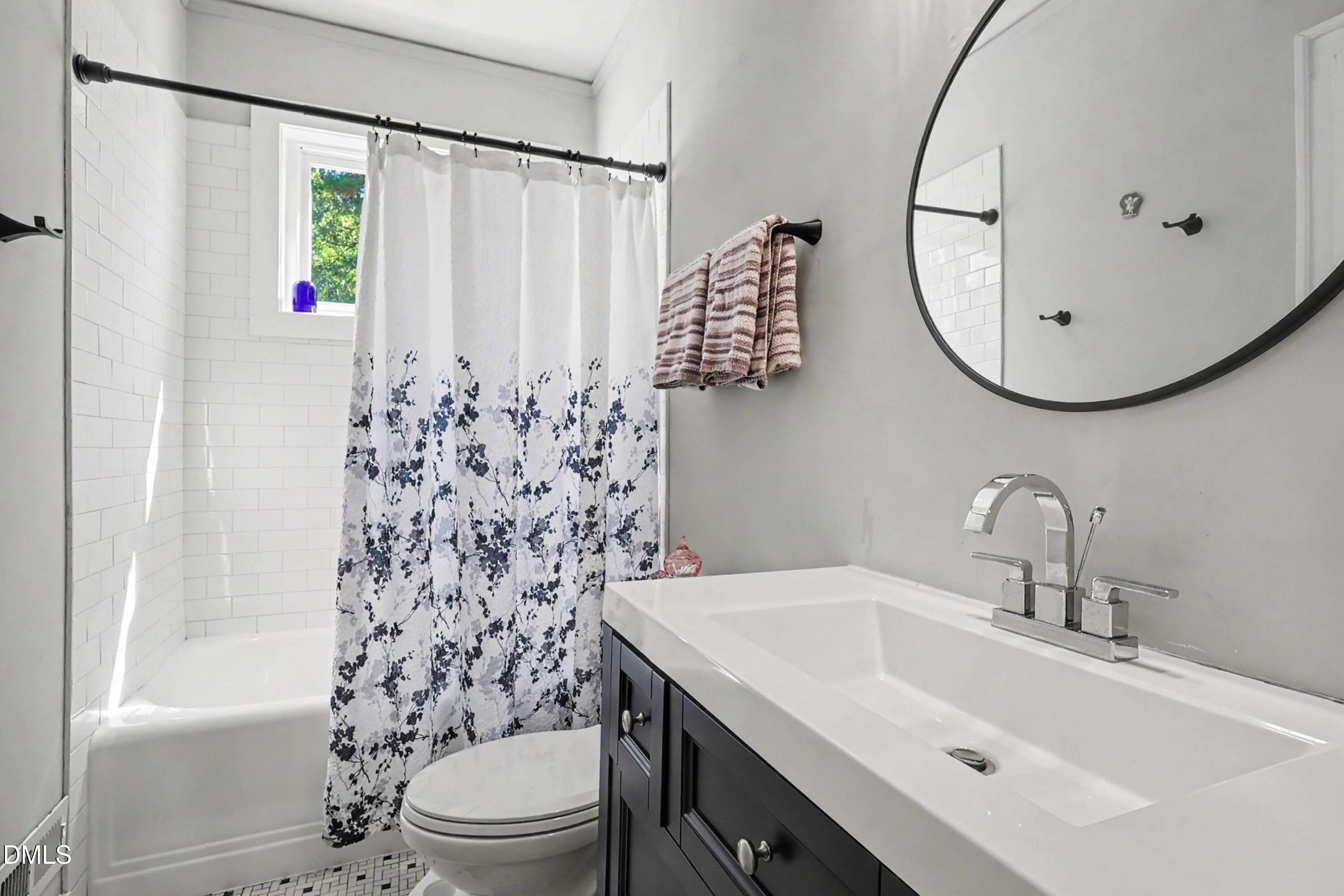 305 S Walnut Street Property Photo 14