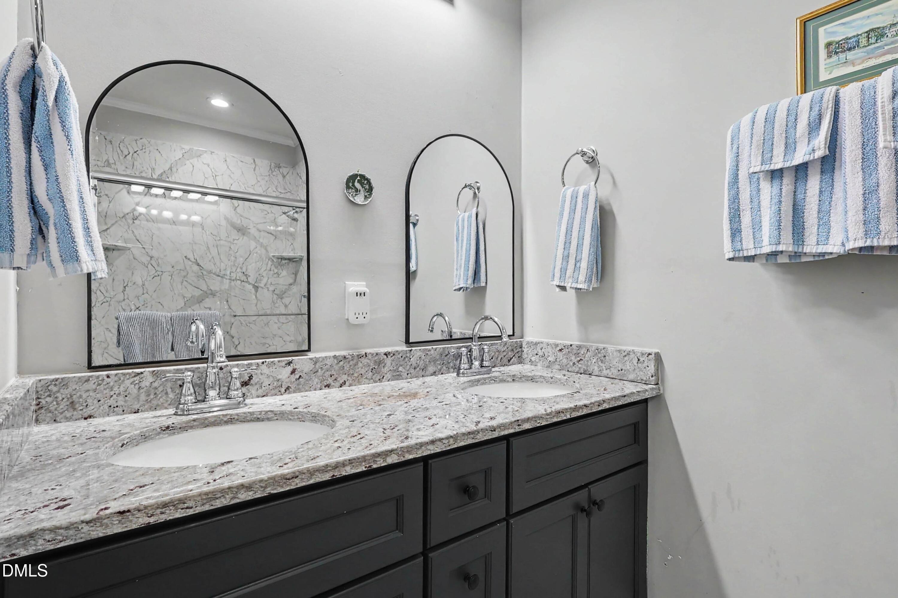 305 S Walnut Street Property Photo 18