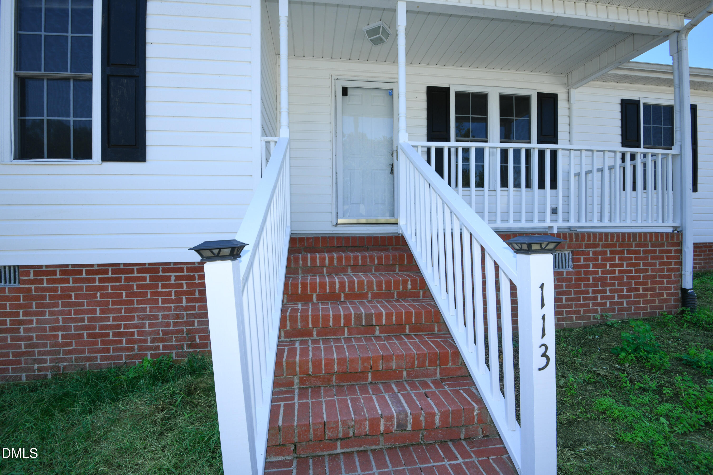 113 Justin Court Property Photo 5