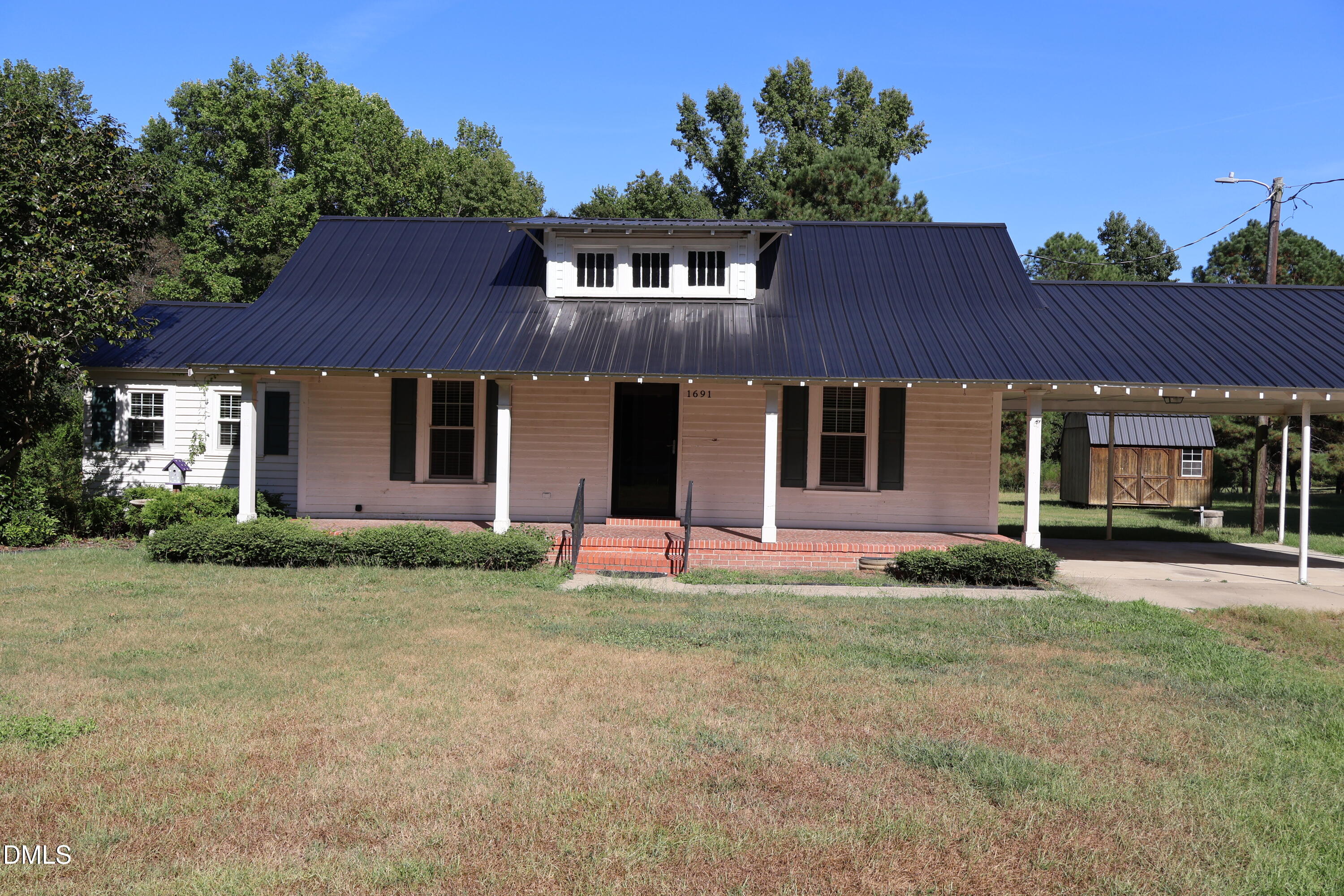 1691 Holly Grove Road Property Photo 1