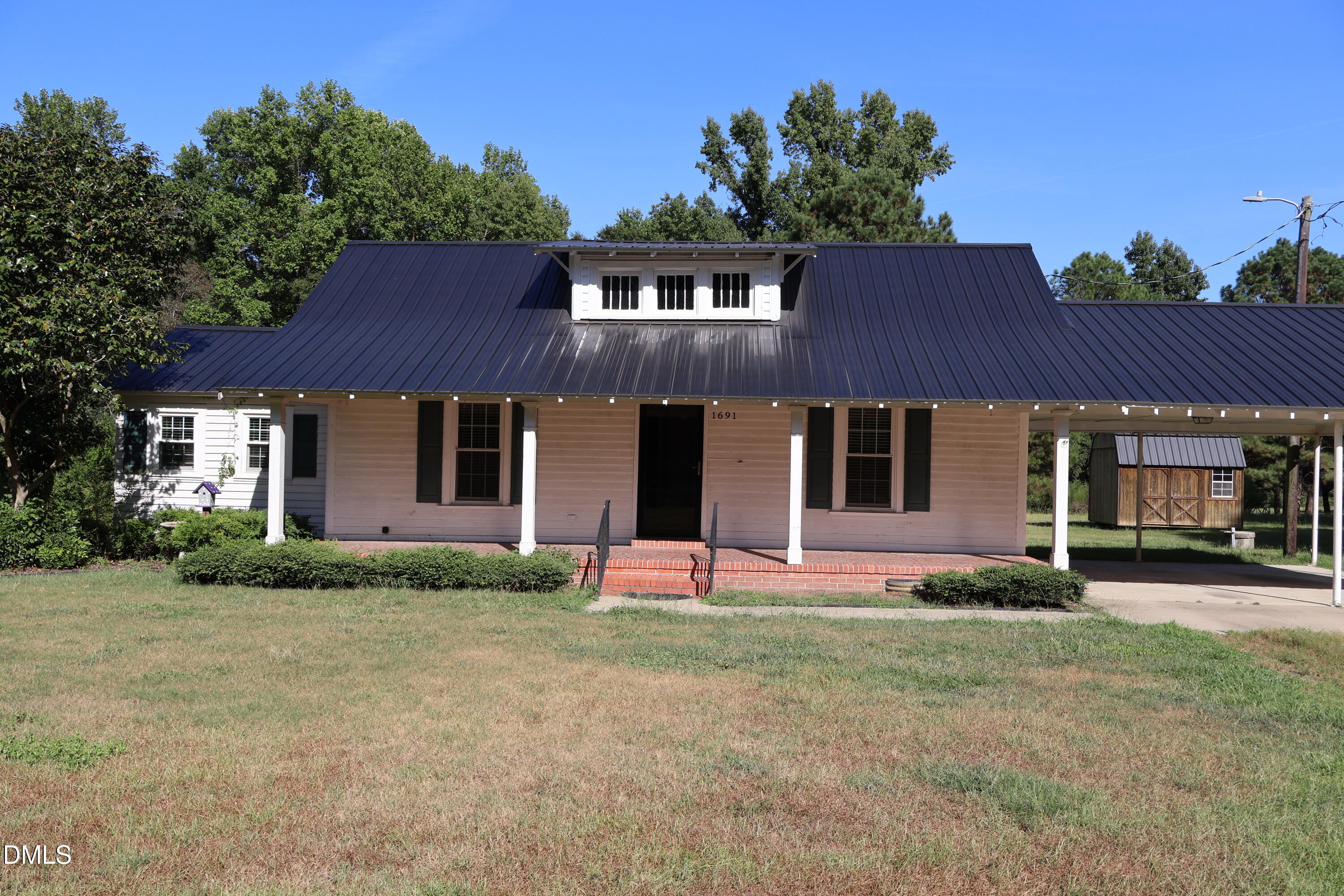 1691 Holly Grove Road Property Photo 1