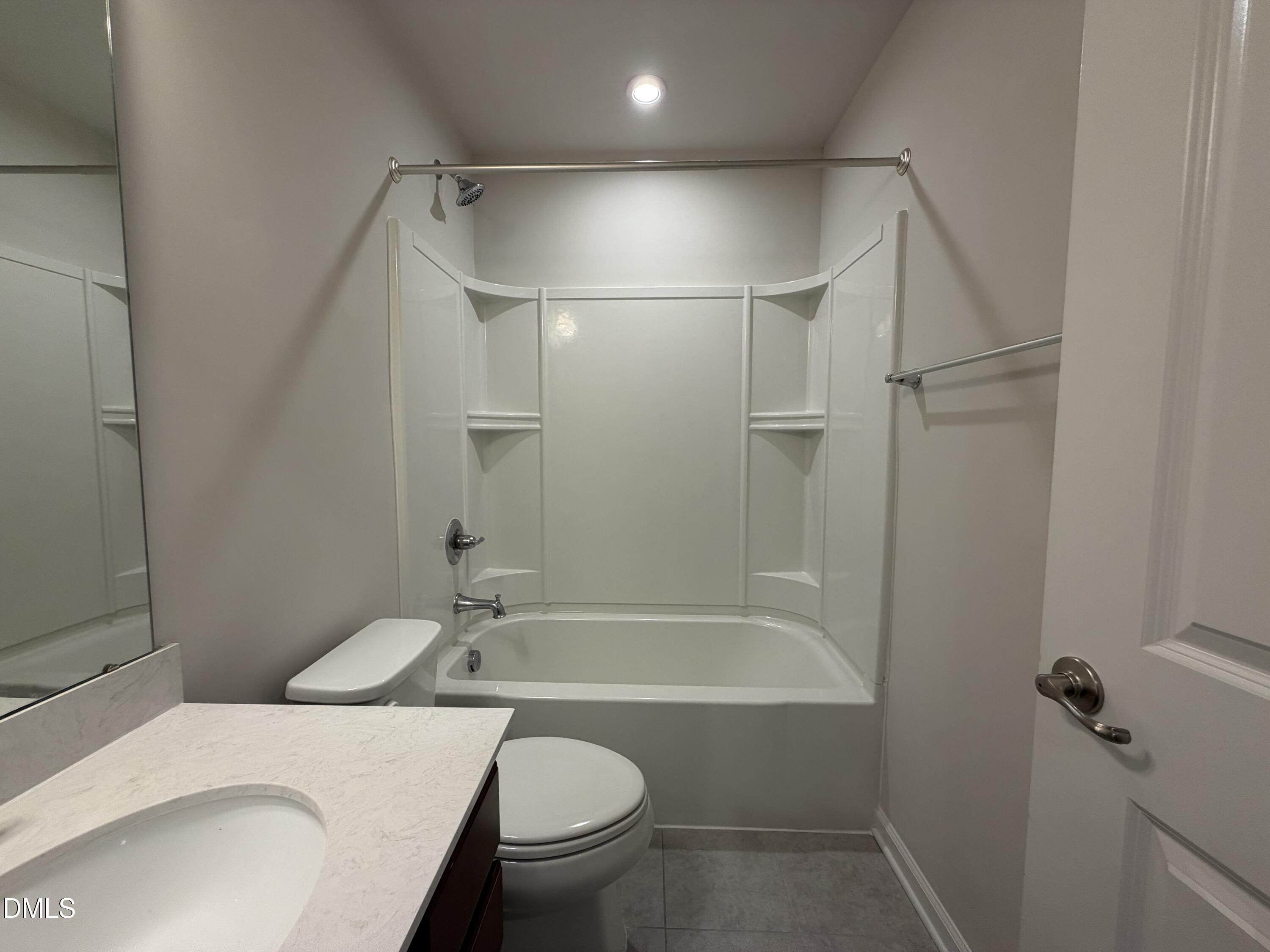 210 Tamworth Creek Property Photo 16