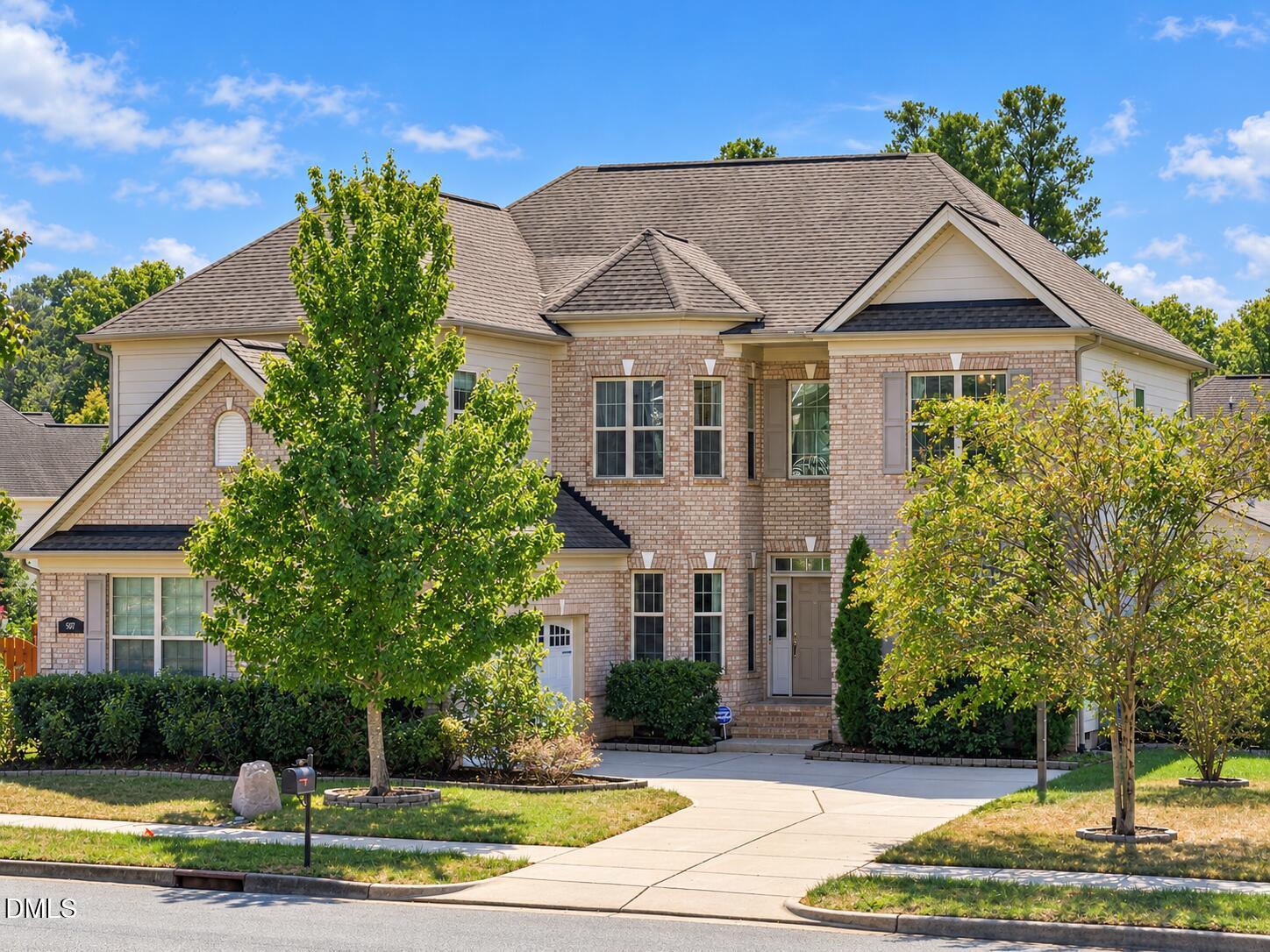 507 Swift Creek Crossing Property Photo 1