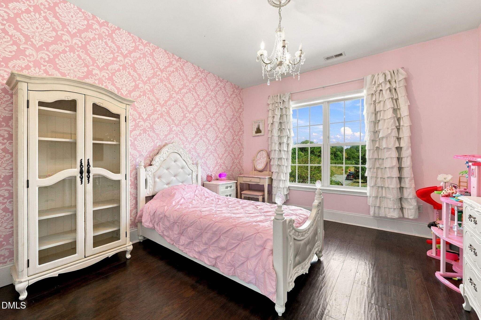 507 Swift Creek Crossing Property Photo 45
