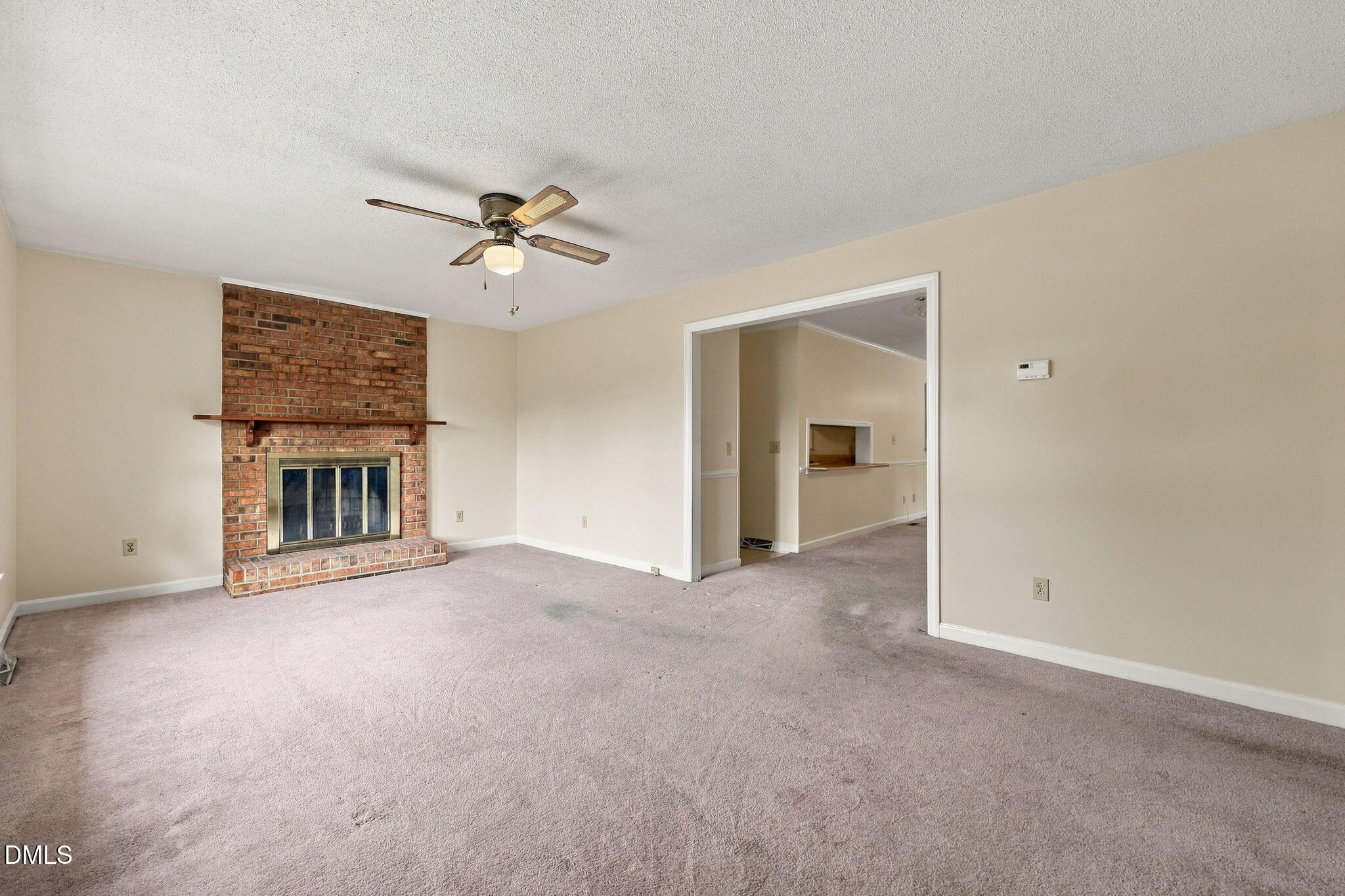 100 E C Street Property Photo 14