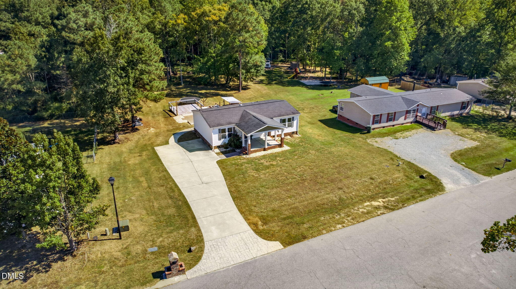 4721 Alonzo Road Property Photo 4