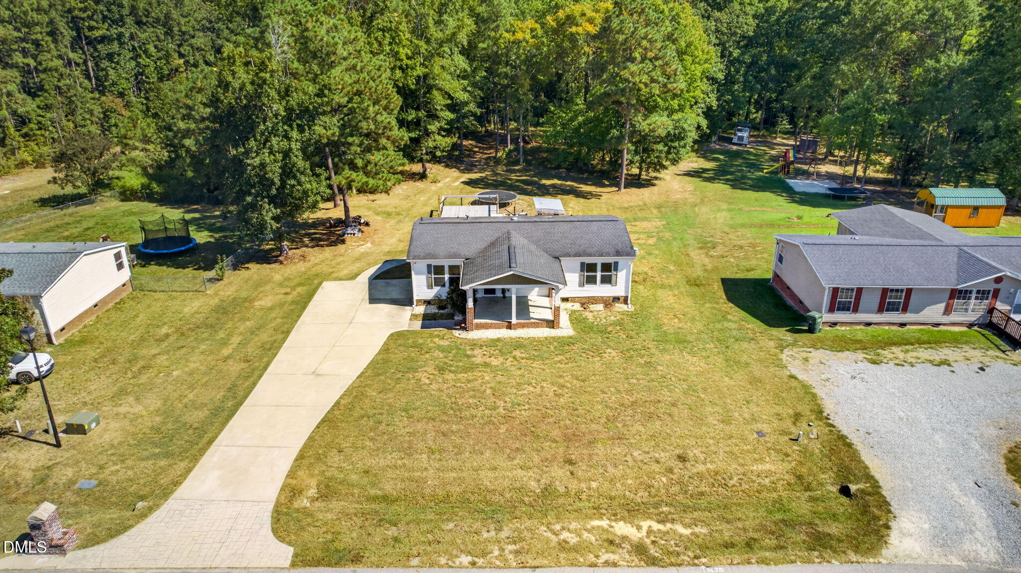 4721 Alonzo Road Property Photo 7