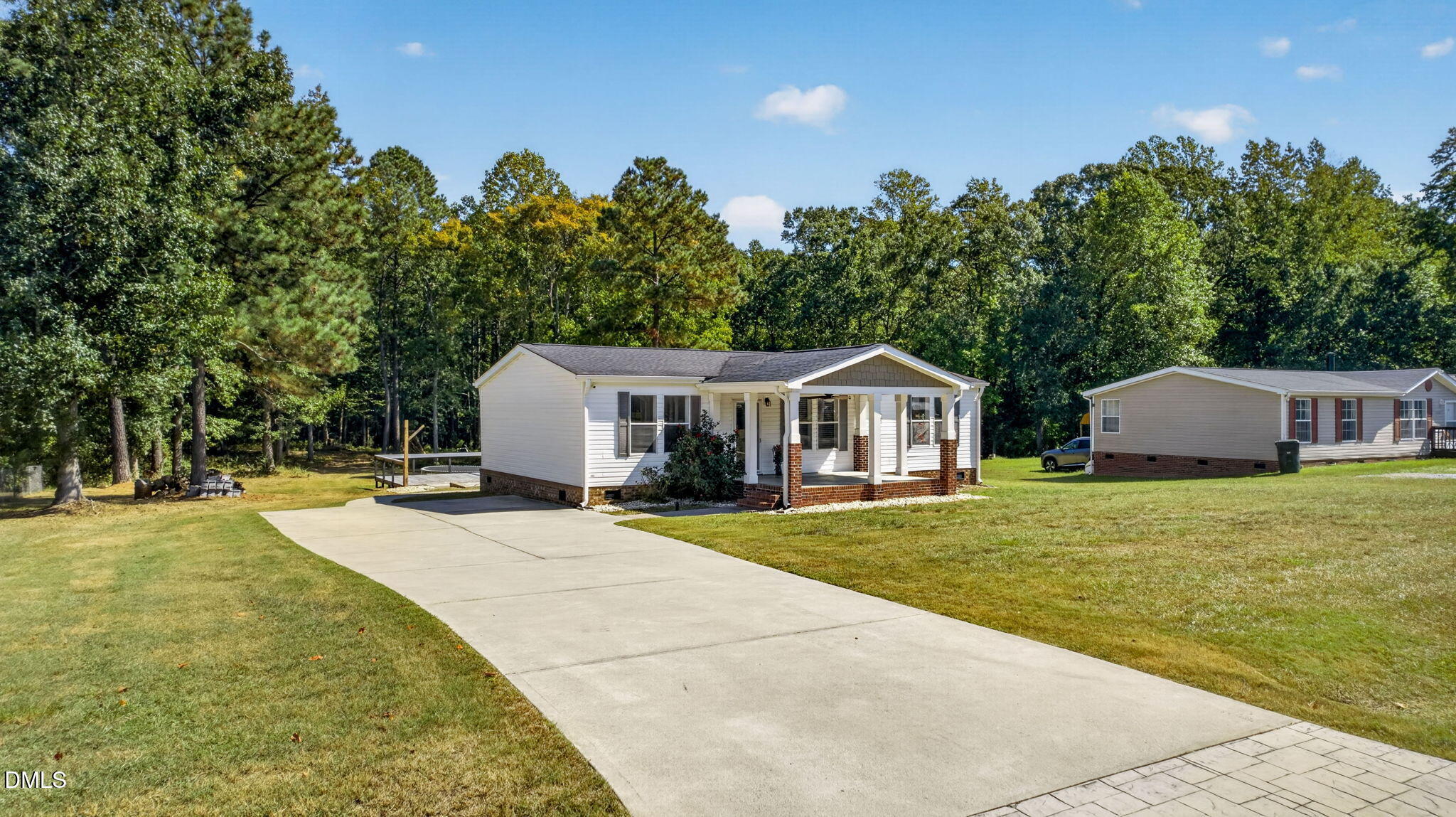 4721 Alonzo Road Property Photo 9
