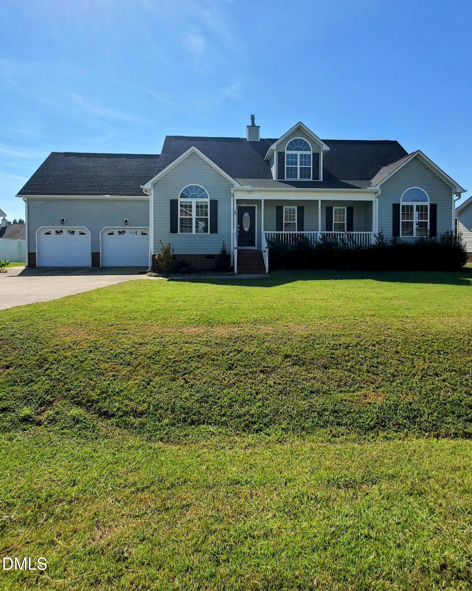 132 Woodglen Drive Property Photo 2