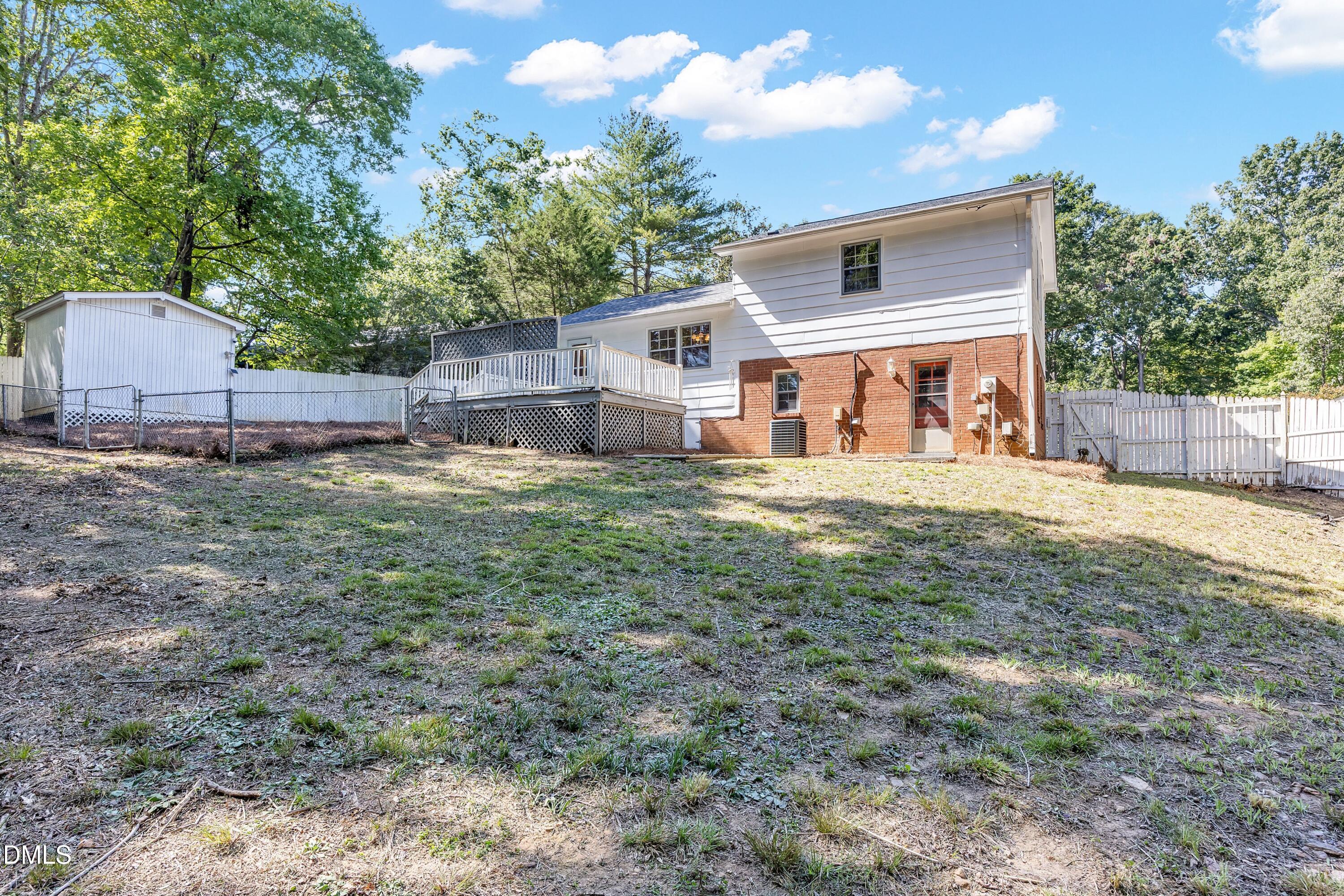 7808 Fairmont Court Property Photo 5