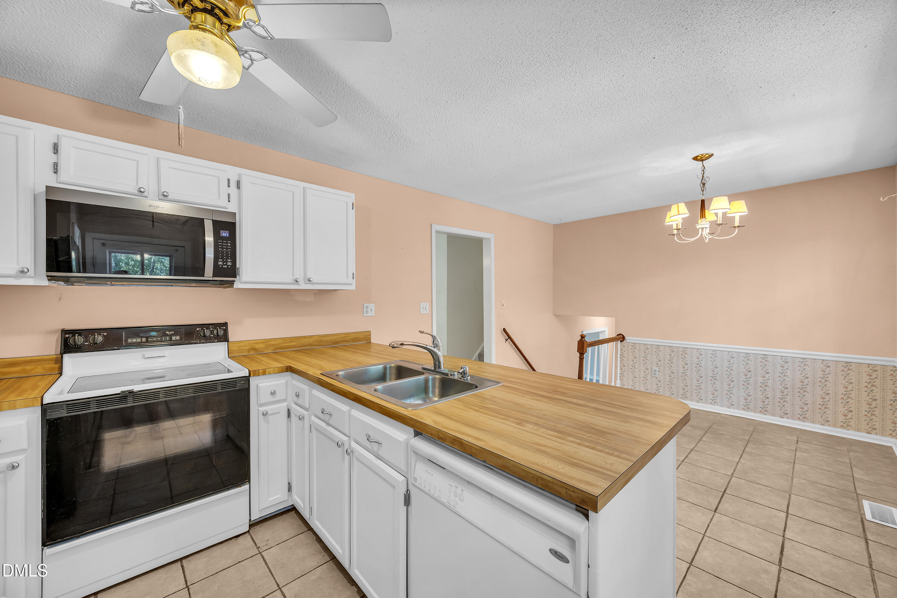 7808 Fairmont Court Property Photo 12