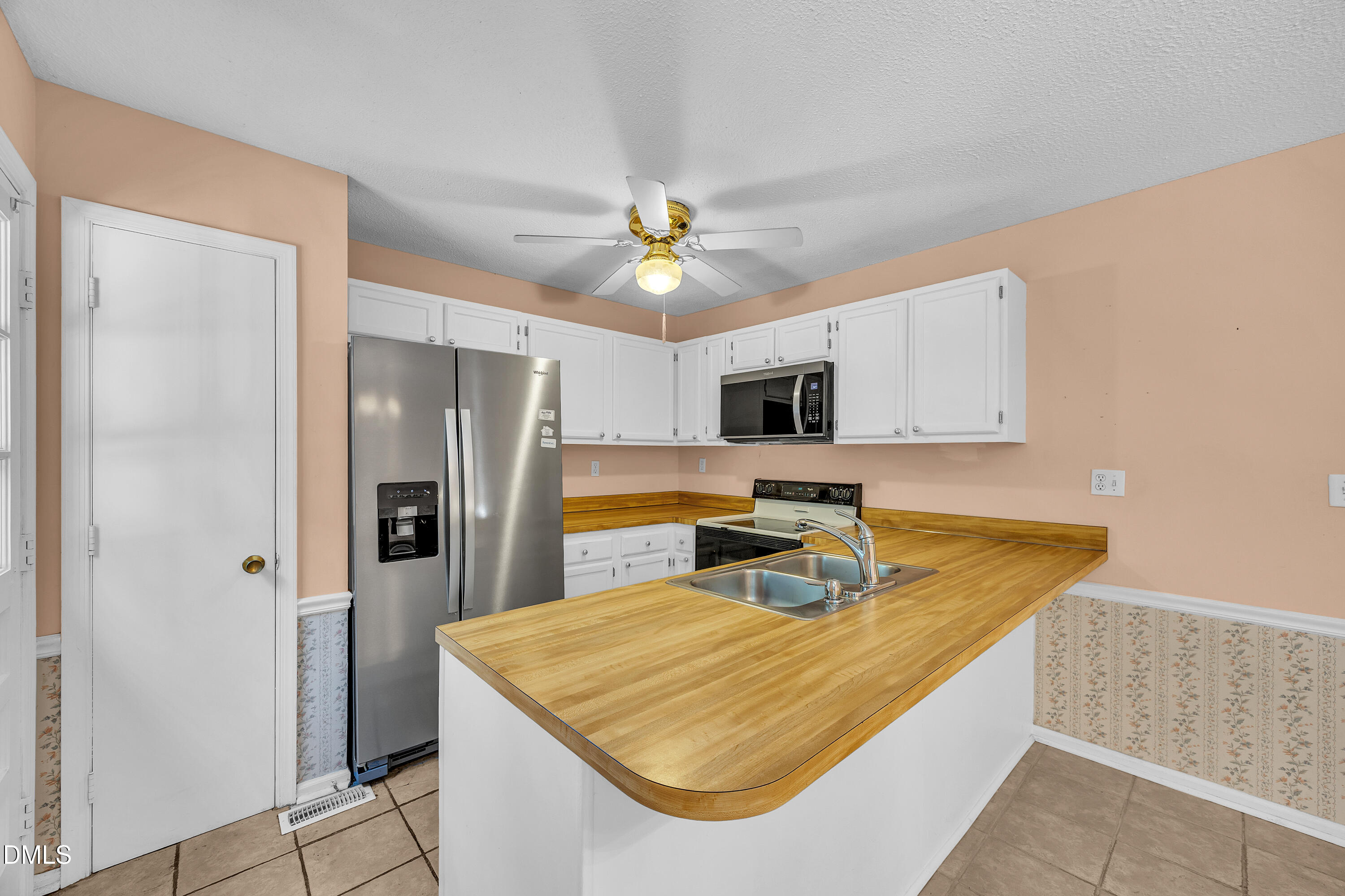 7808 Fairmont Court Property Photo 16