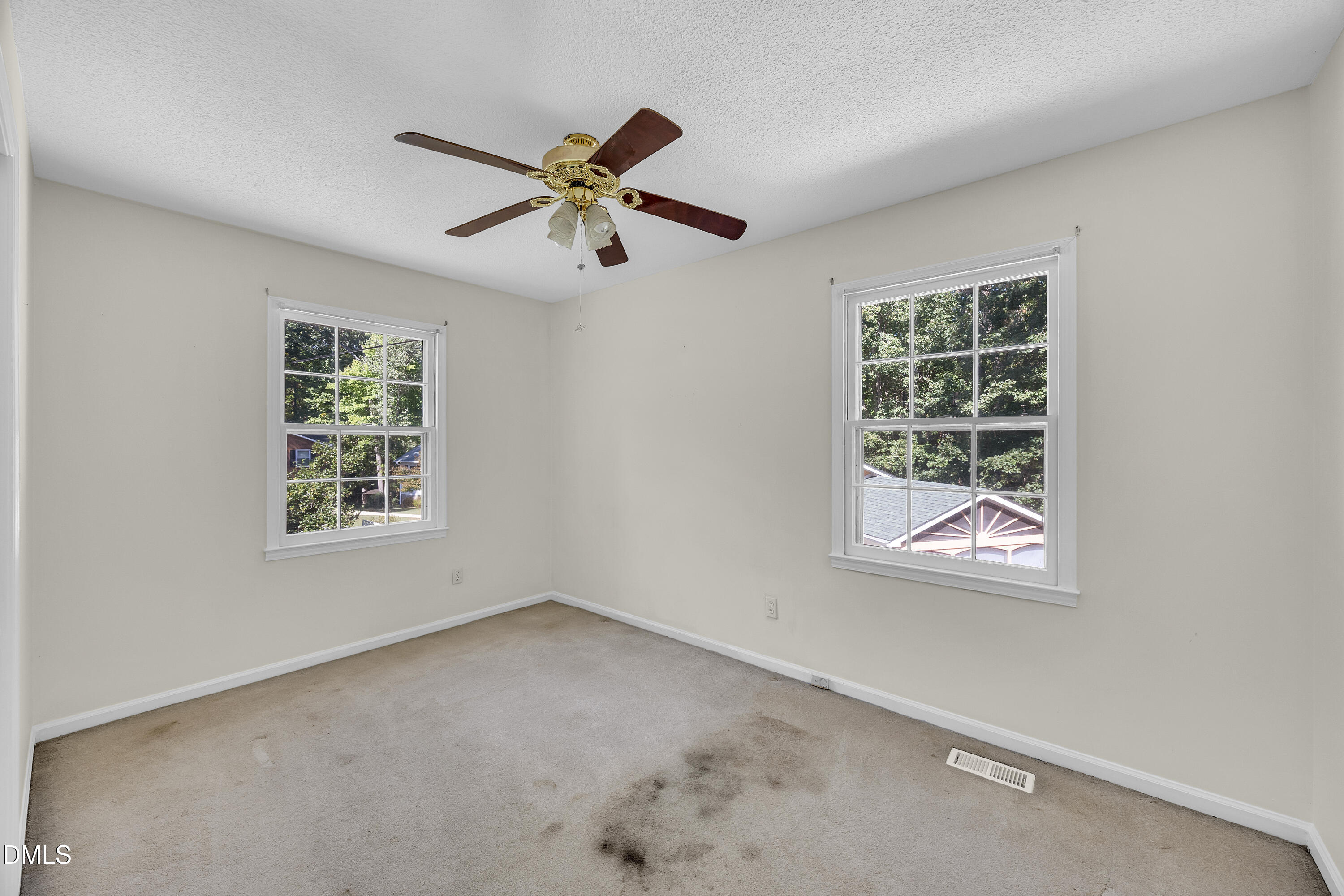 7808 Fairmont Court Property Photo 27