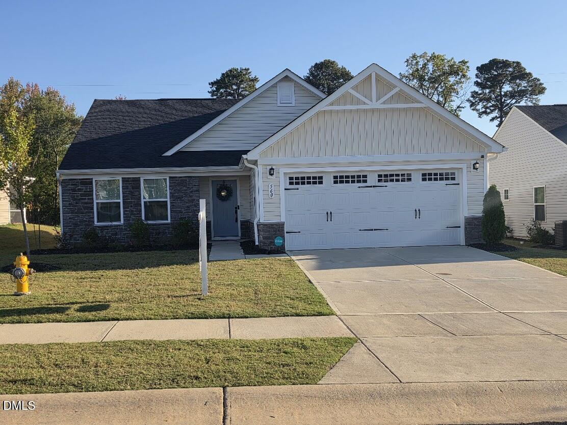560 Nemesia Drive Property Photo 2