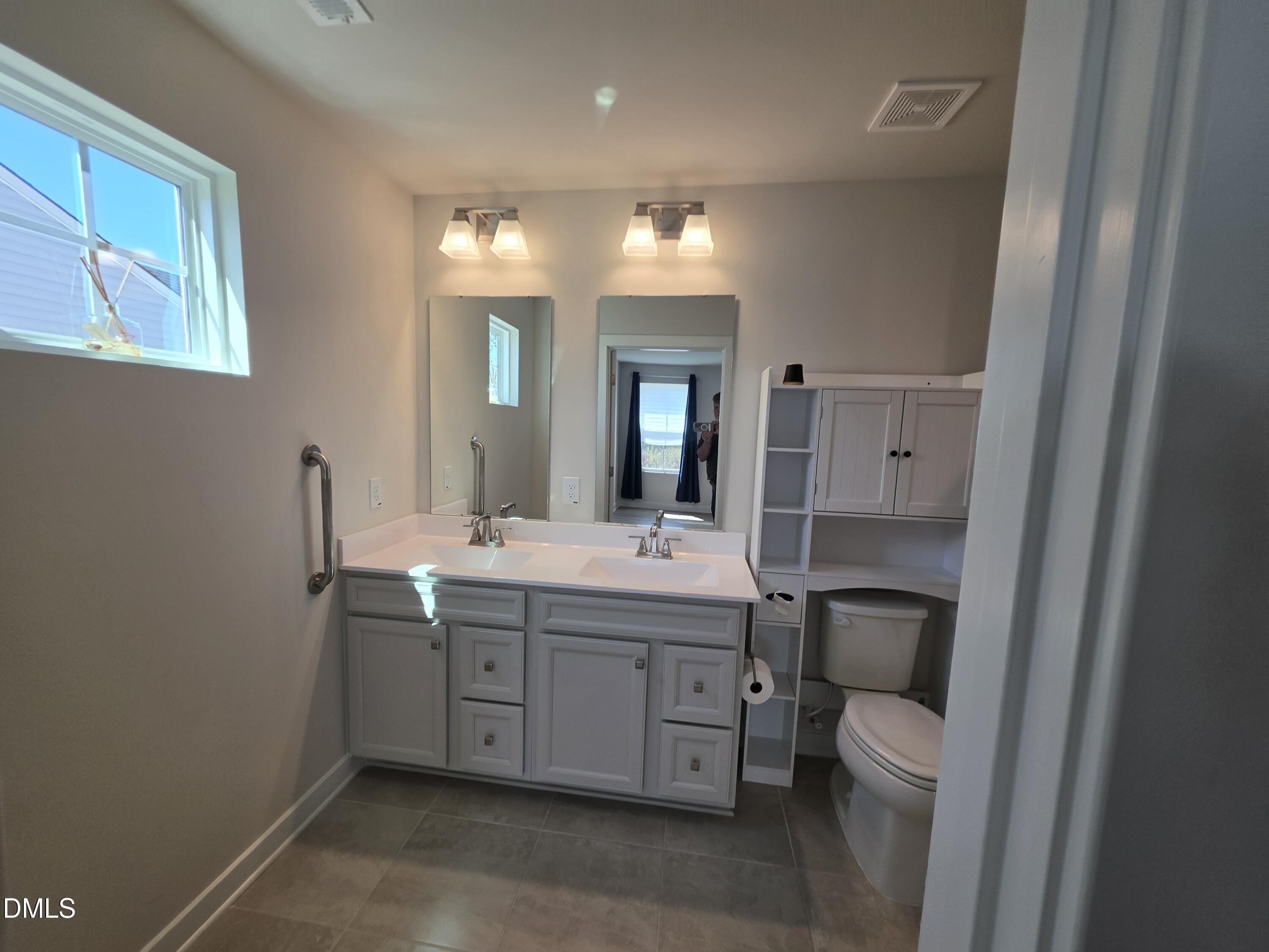 560 Nemesia Drive Property Photo 13