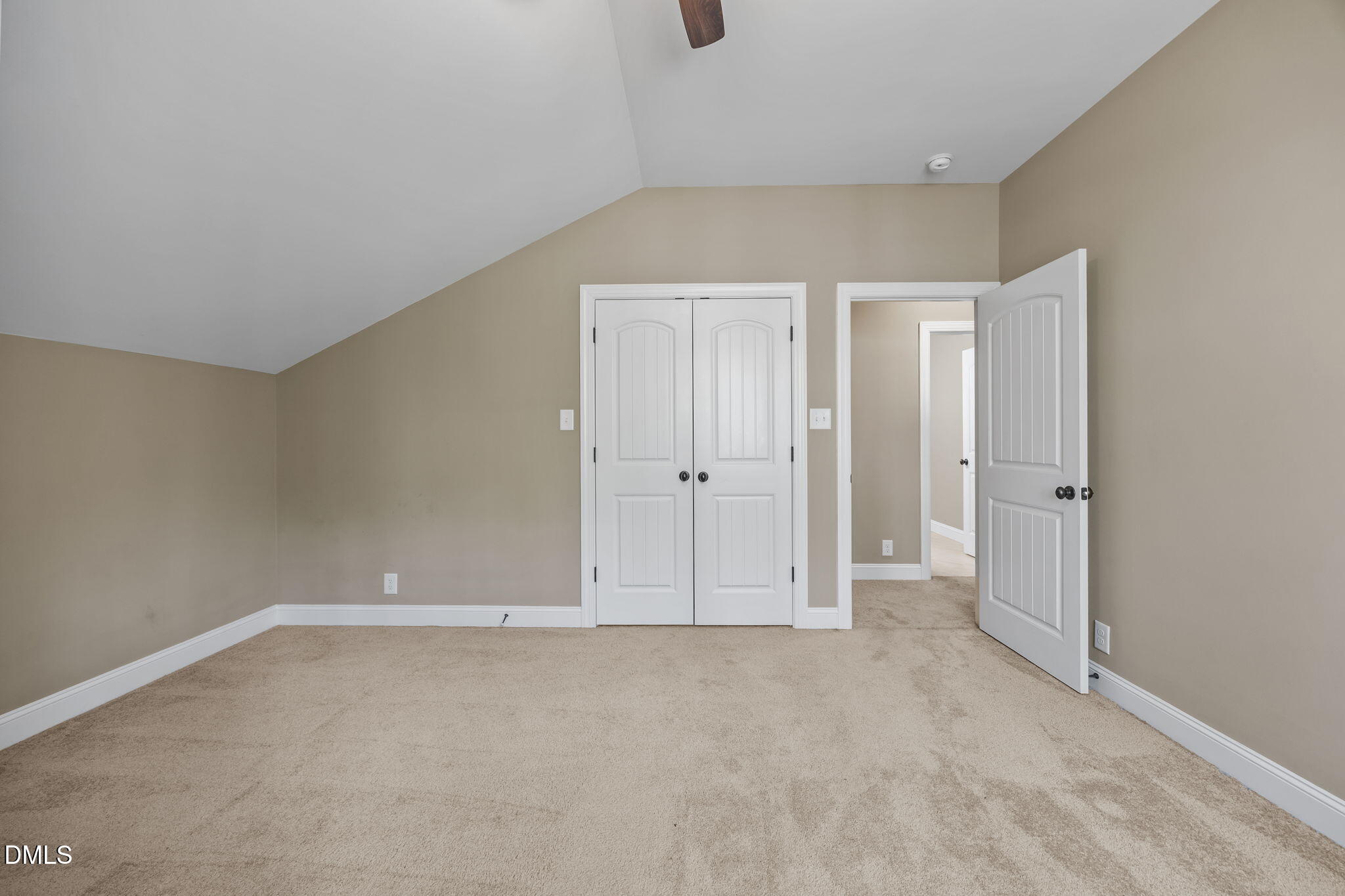 4537 Gresham Drive Property Photo 27