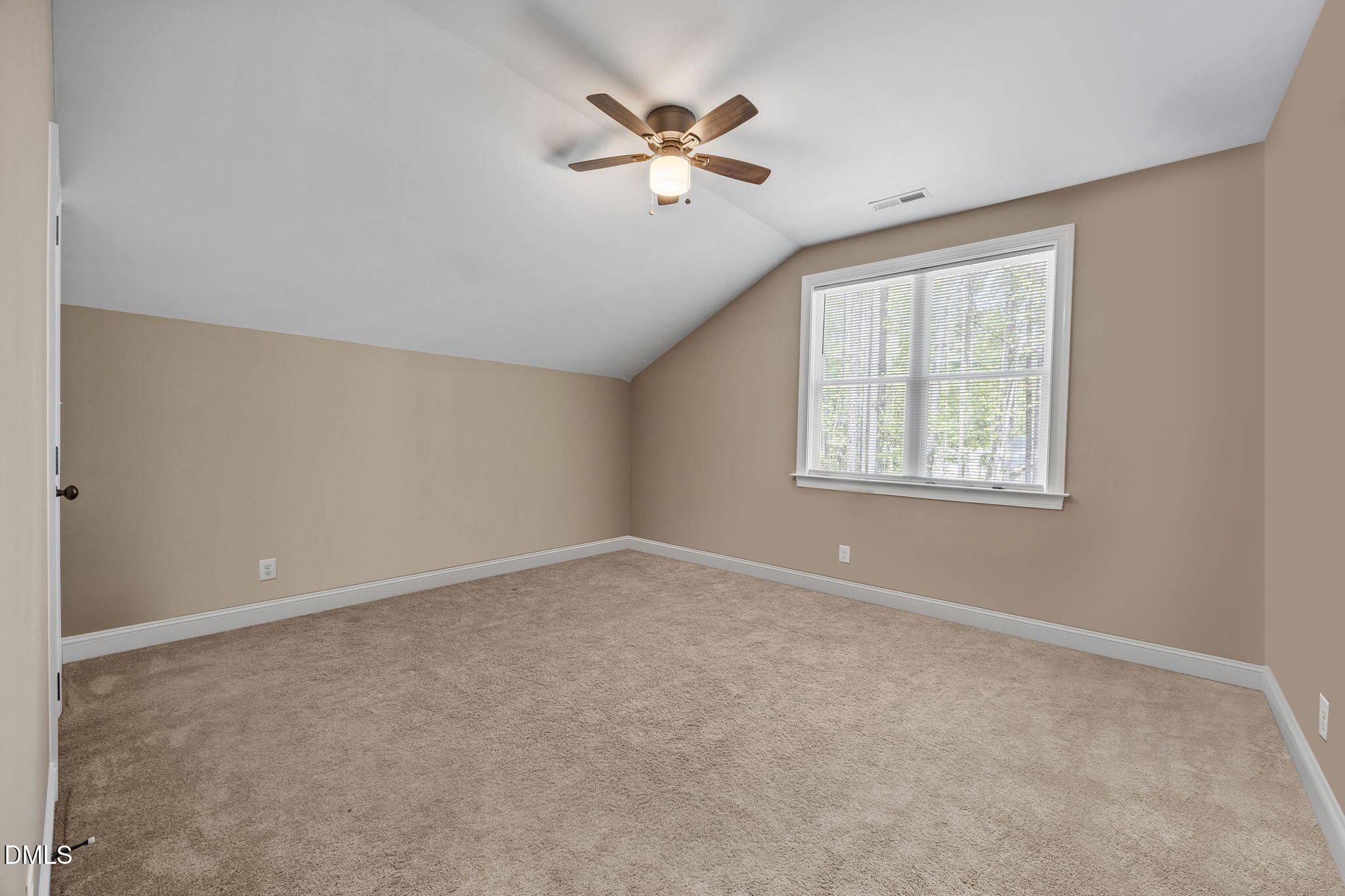 4537 Gresham Drive Property Photo 29
