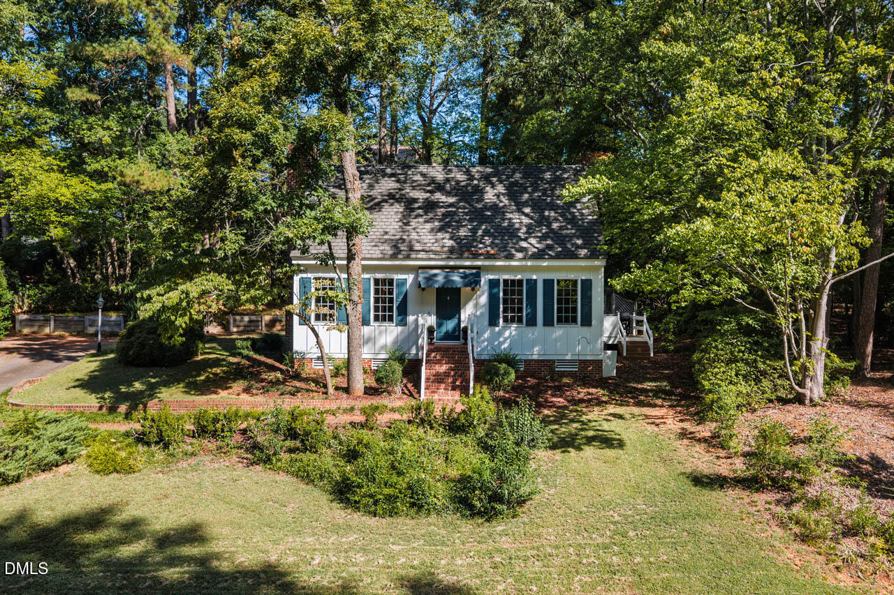 3008 Woodgreen Drive Property Photo 6