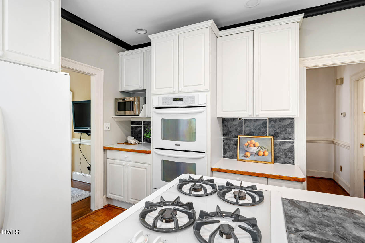 3008 Woodgreen Drive Property Photo 34