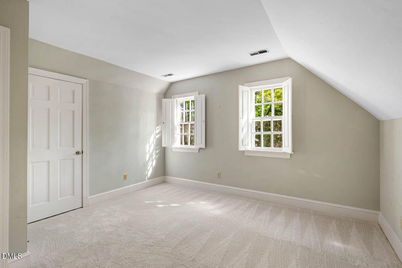 3008 Woodgreen Drive Property Photo 39
