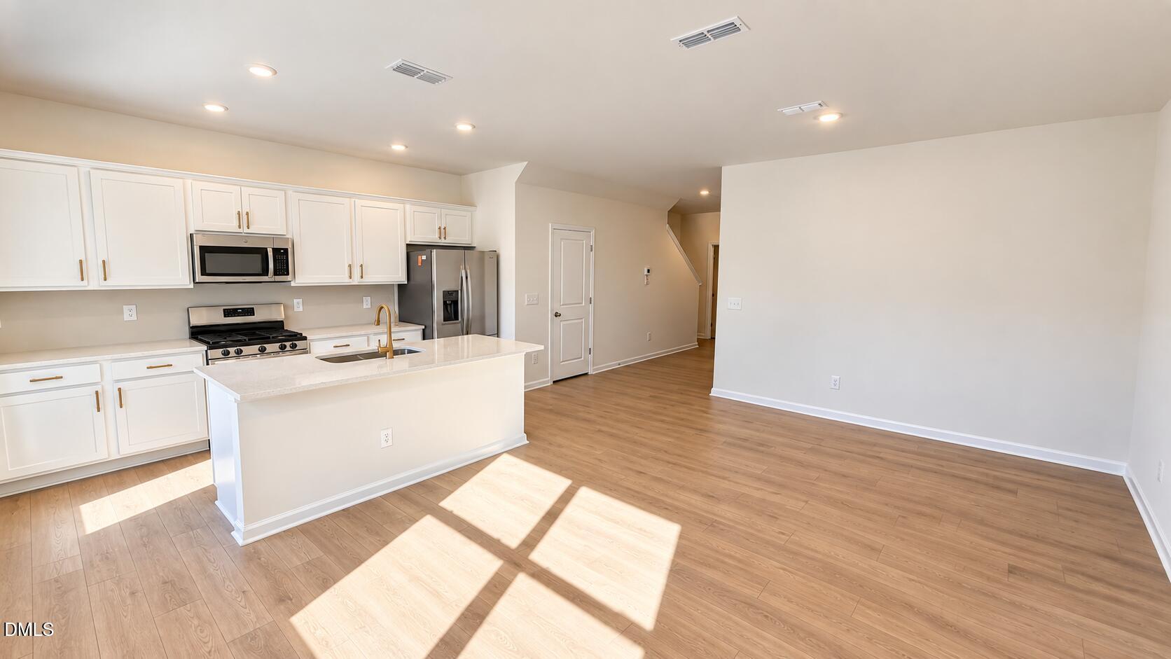 1616 Mirth Court Property Photo 8