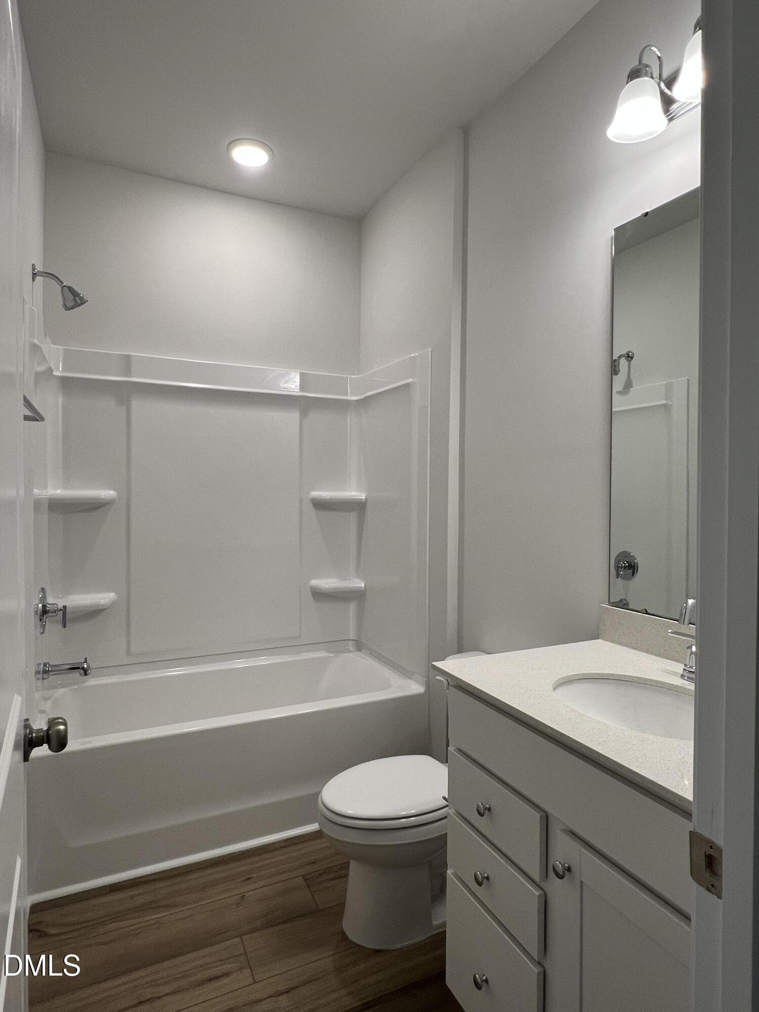 717 Branthurst Property Photo 9
