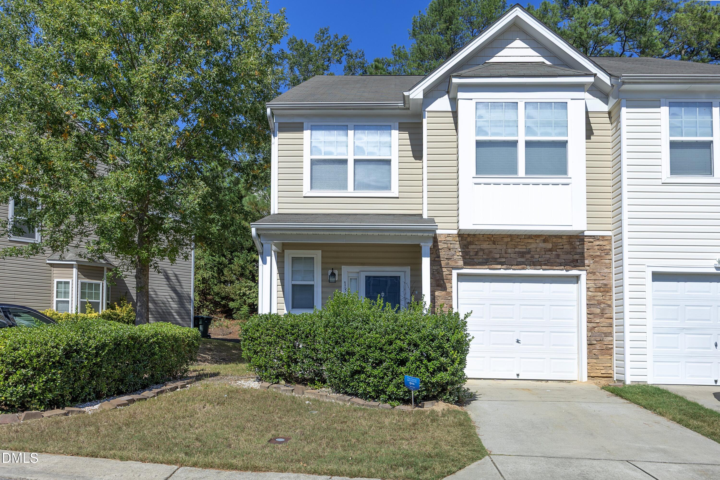 1331 Stone Manor Drive Property Photo 1